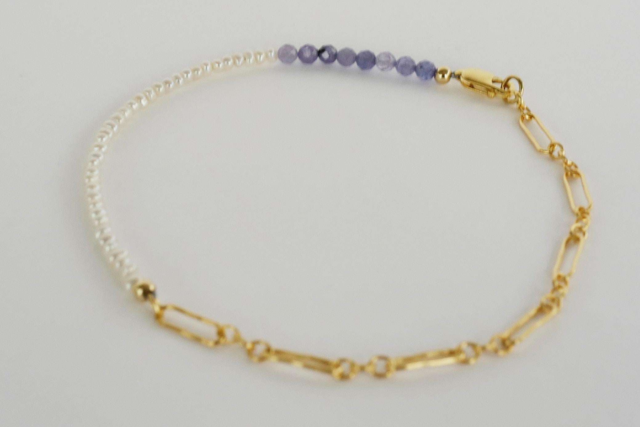 Romantic Tanzanite White Pearl Gold Filled Chain Beaded Ankle Bracelet J Dauphin For Sale