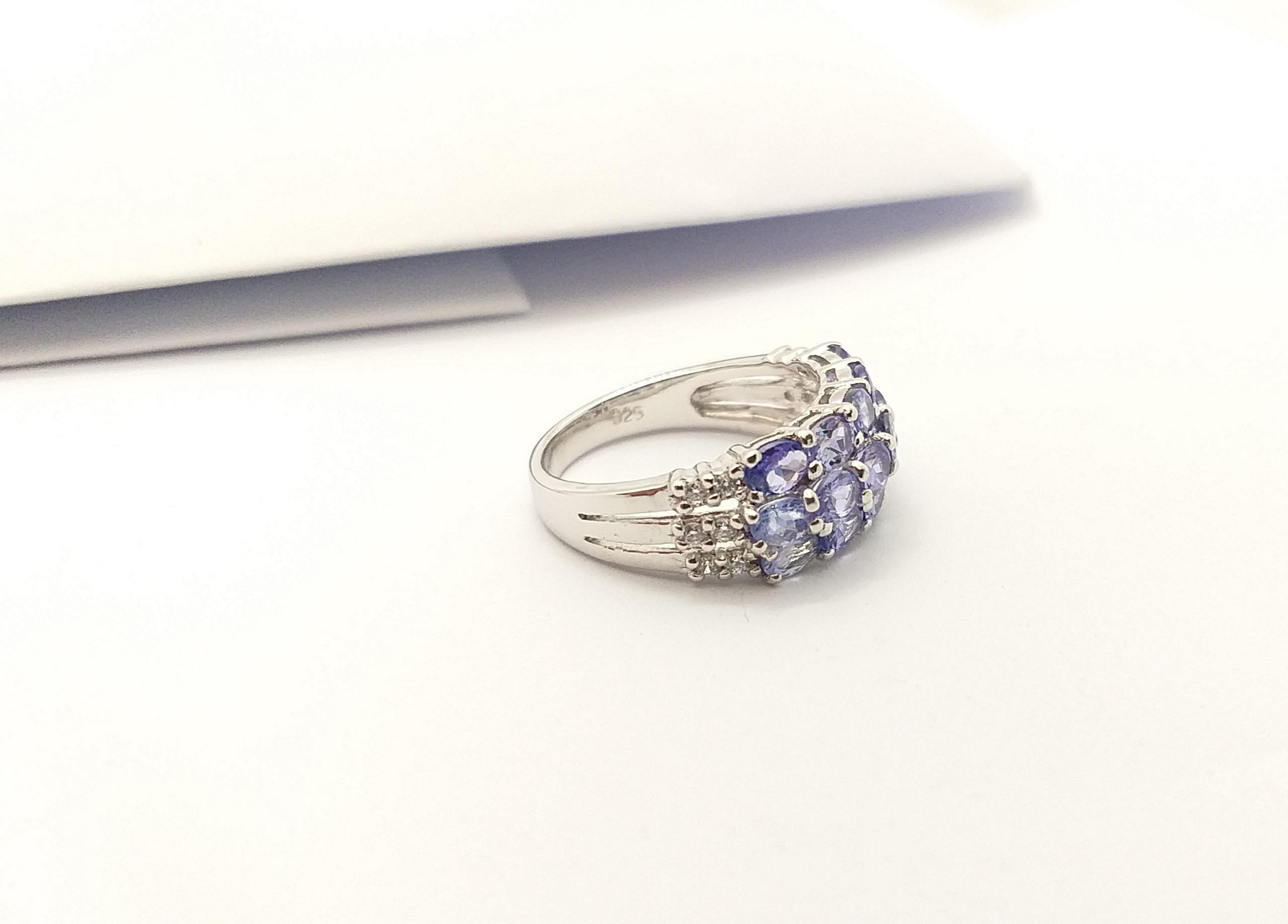 Tanzanite with Cubic Zirconia Ring set in Silver Settings For Sale 8