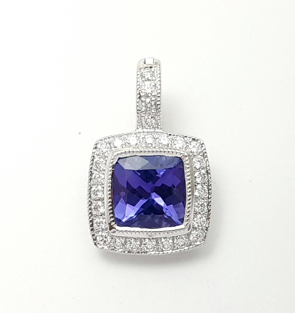 Tansanit mit Diamant-Anhänger in 18 Karat Weißgold in Fassungen (Zeitgenössisch) im Angebot