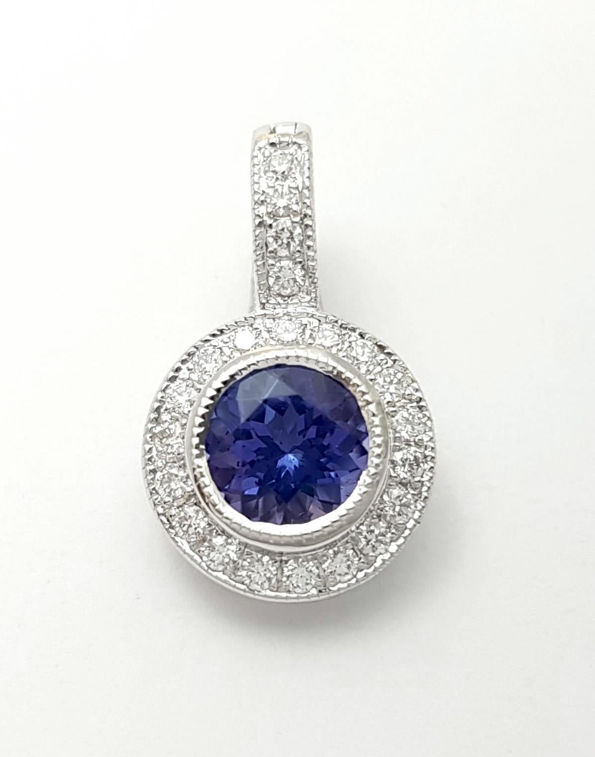 Tansanit mit Diamant-Anhänger in 18 Karat Weißgold in Fassungen (Zeitgenössisch) im Angebot