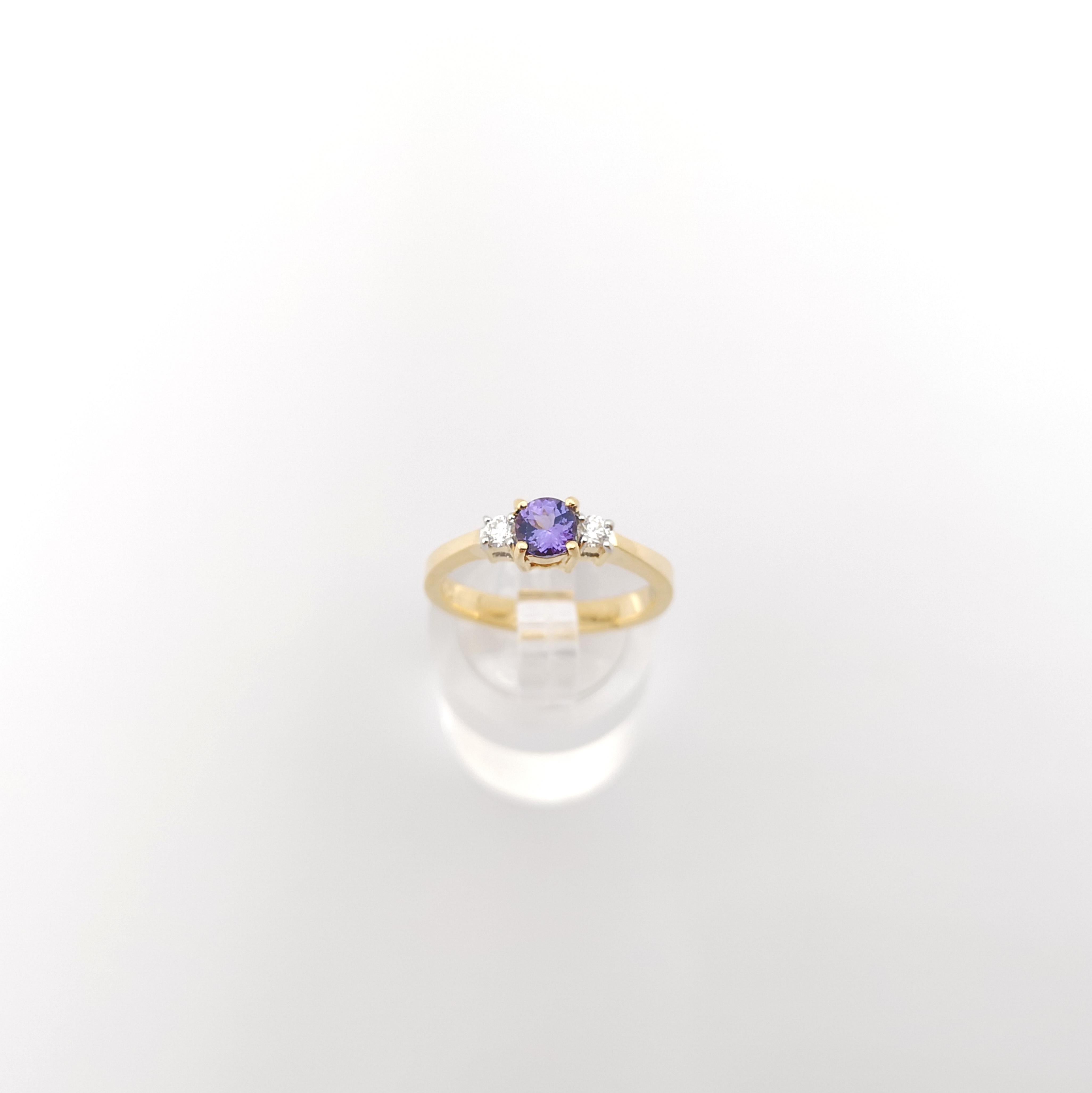 Tanzanite with Diamond Ring set in 18K Gold Settings For Sale 5