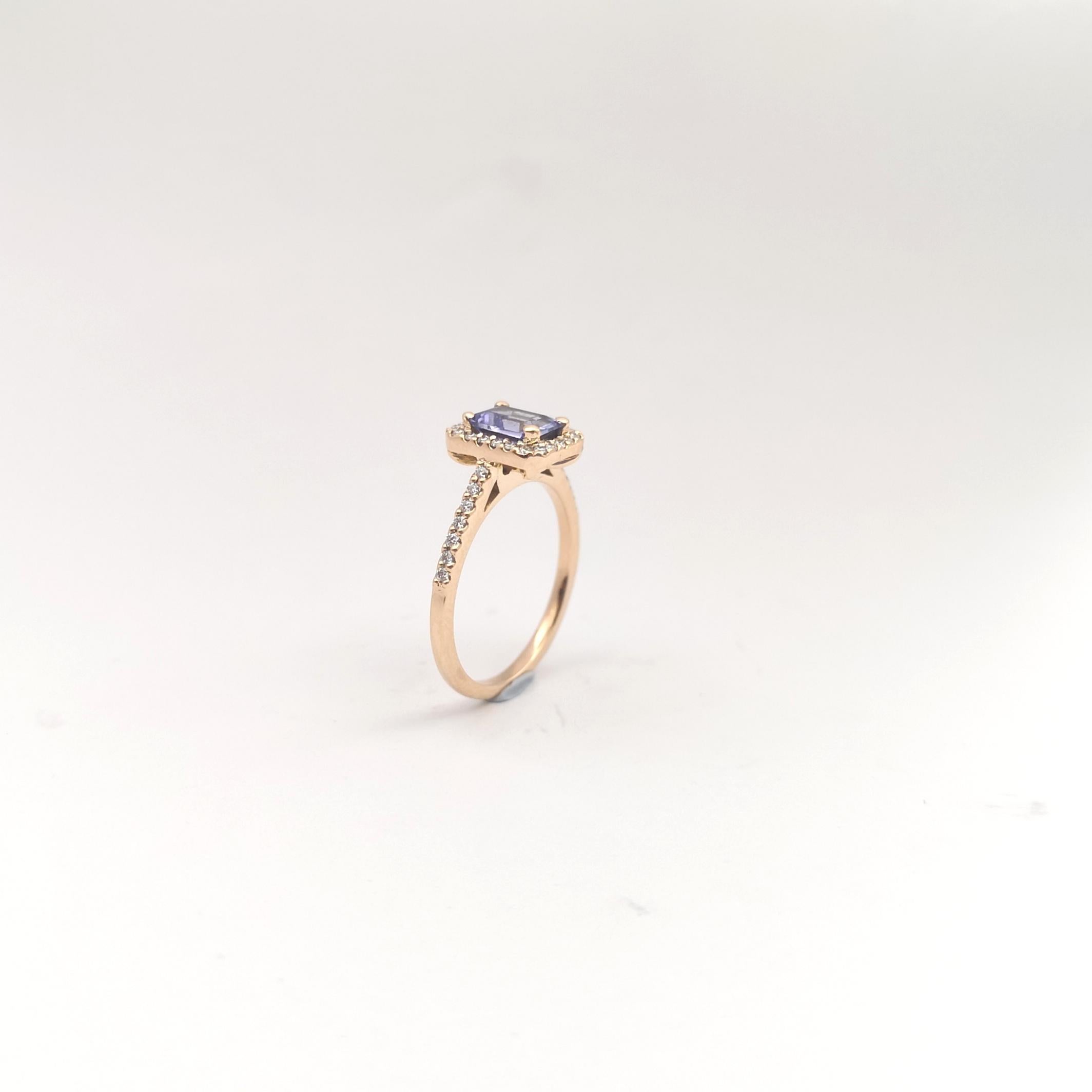 Tanzanite with Diamond Ring set in 18K Rose Gold Settings For Sale 7
