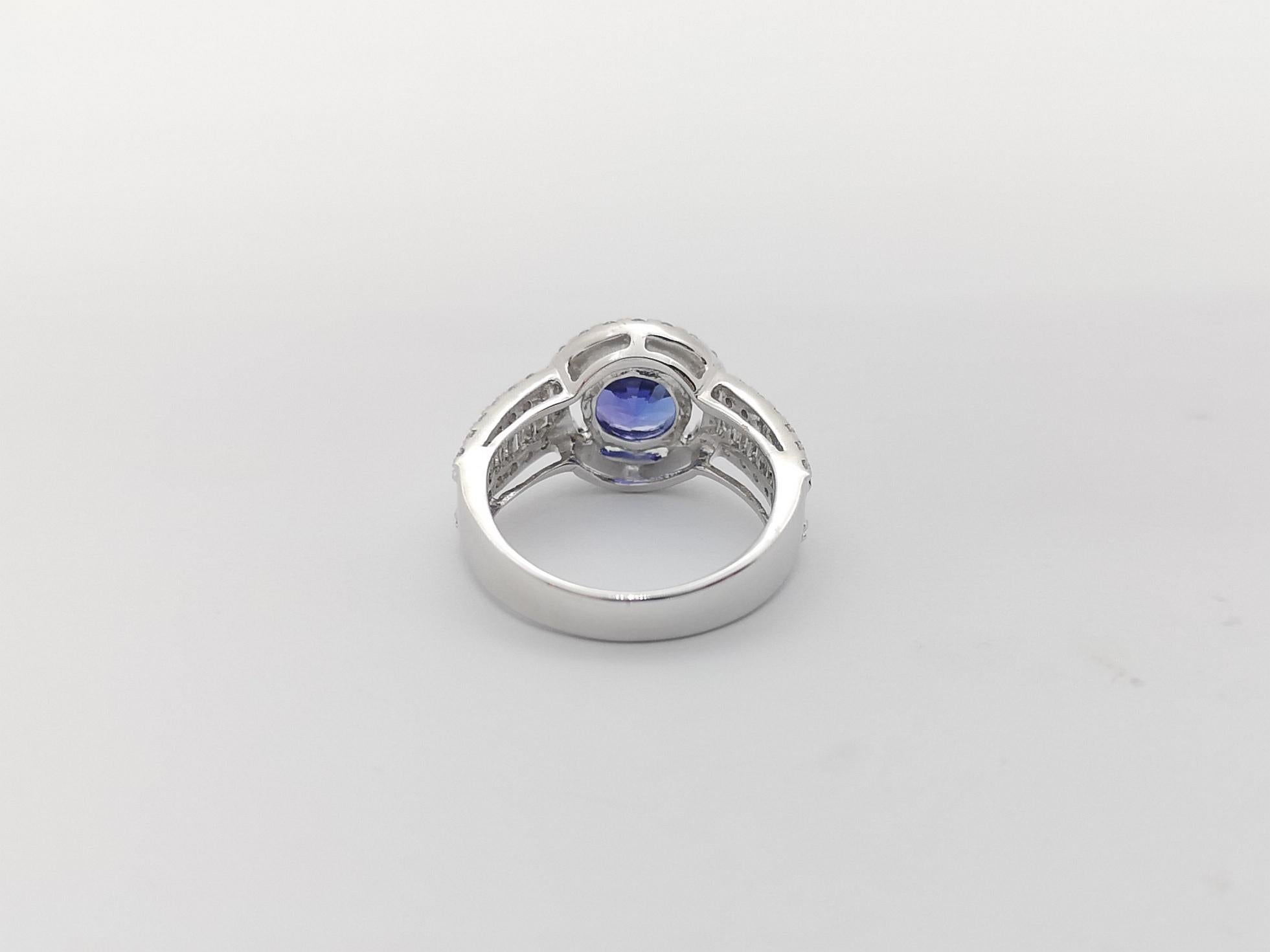 Tanzanite with Diamond Ring Set in 18K White Gold Setting For Sale 4