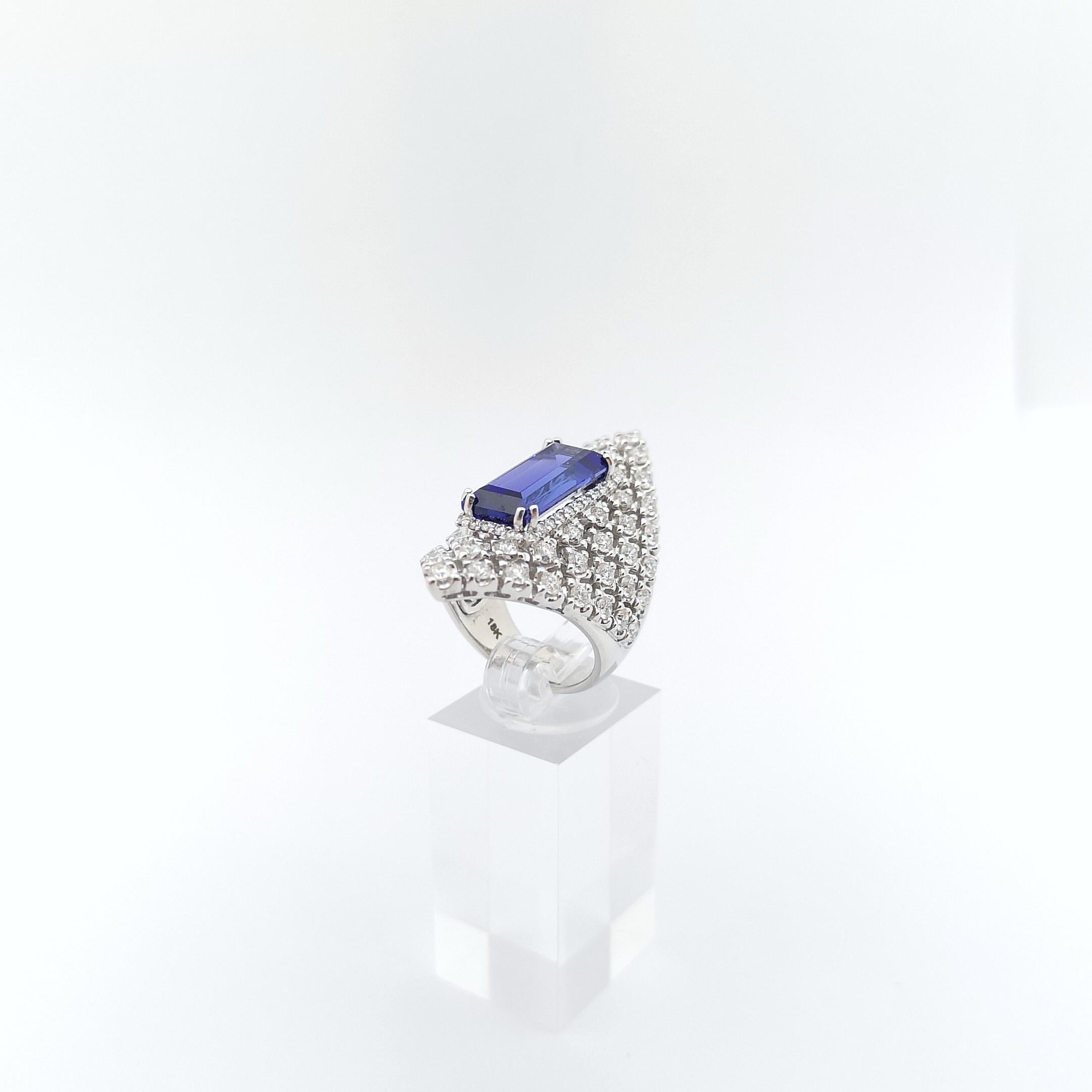 Tanzanite with Diamond Ring set in 18K White Gold Settings For Sale 6
