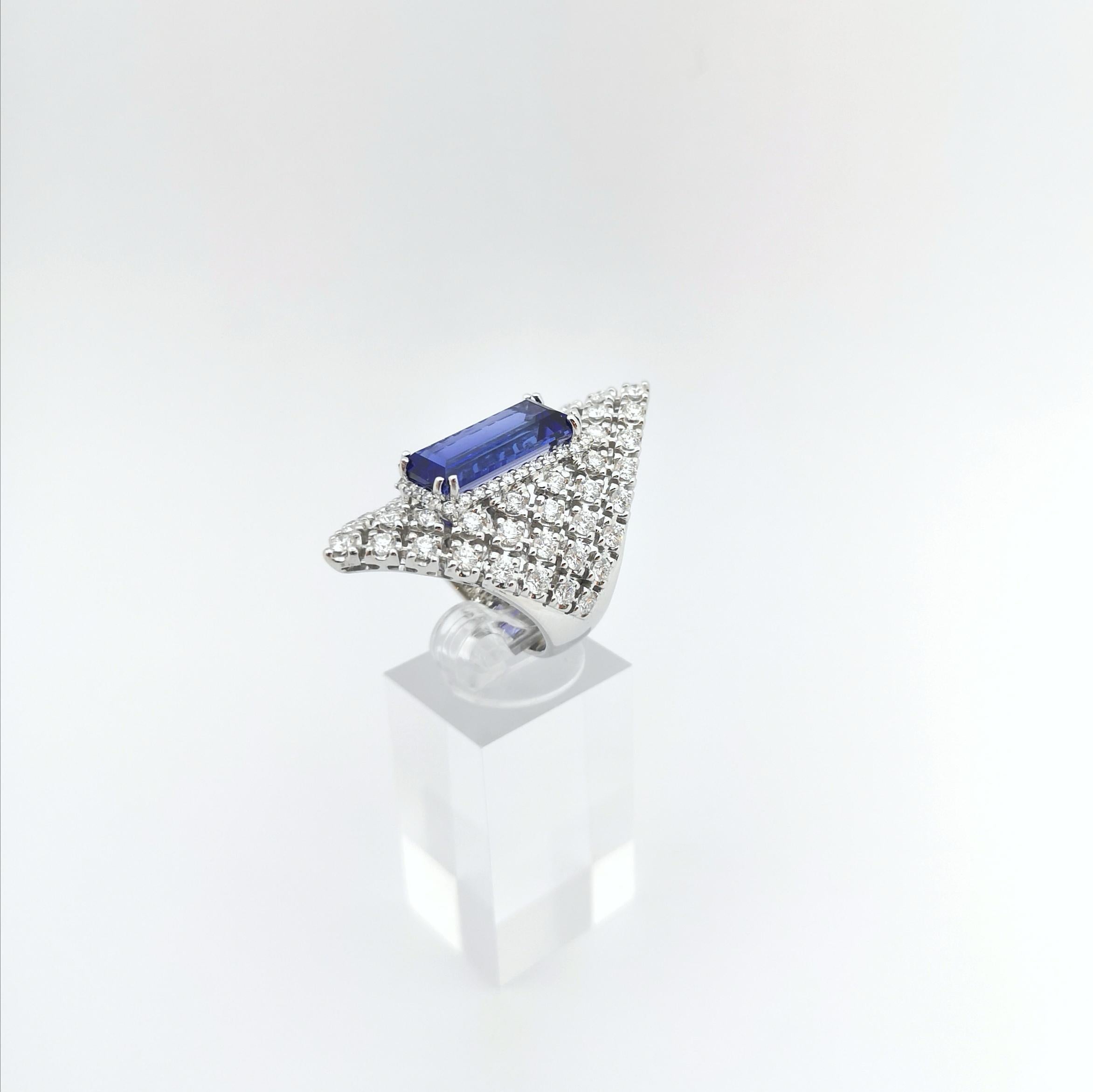 Tanzanite with Diamond Ring set in 18K White Gold Settings For Sale 10