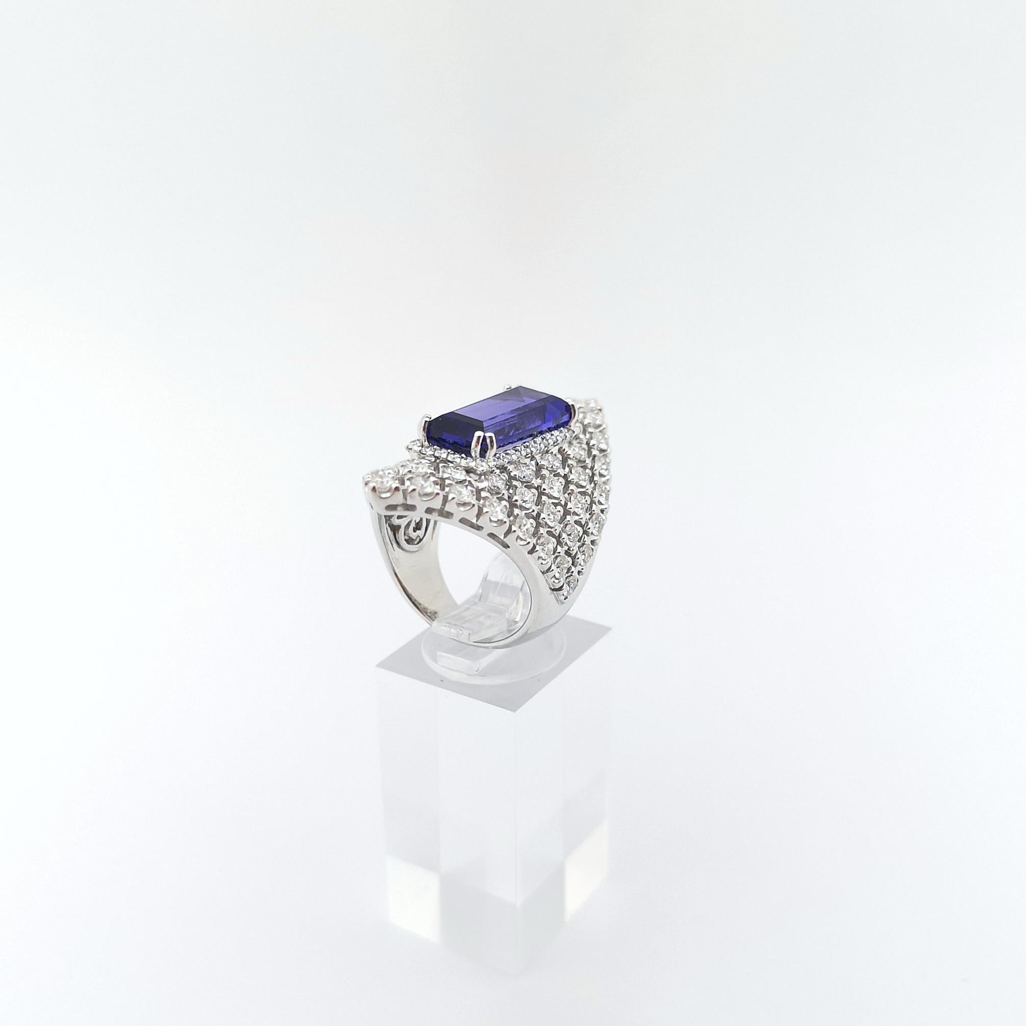 Tanzanite with Diamond Ring set in 18K White Gold Settings For Sale 12