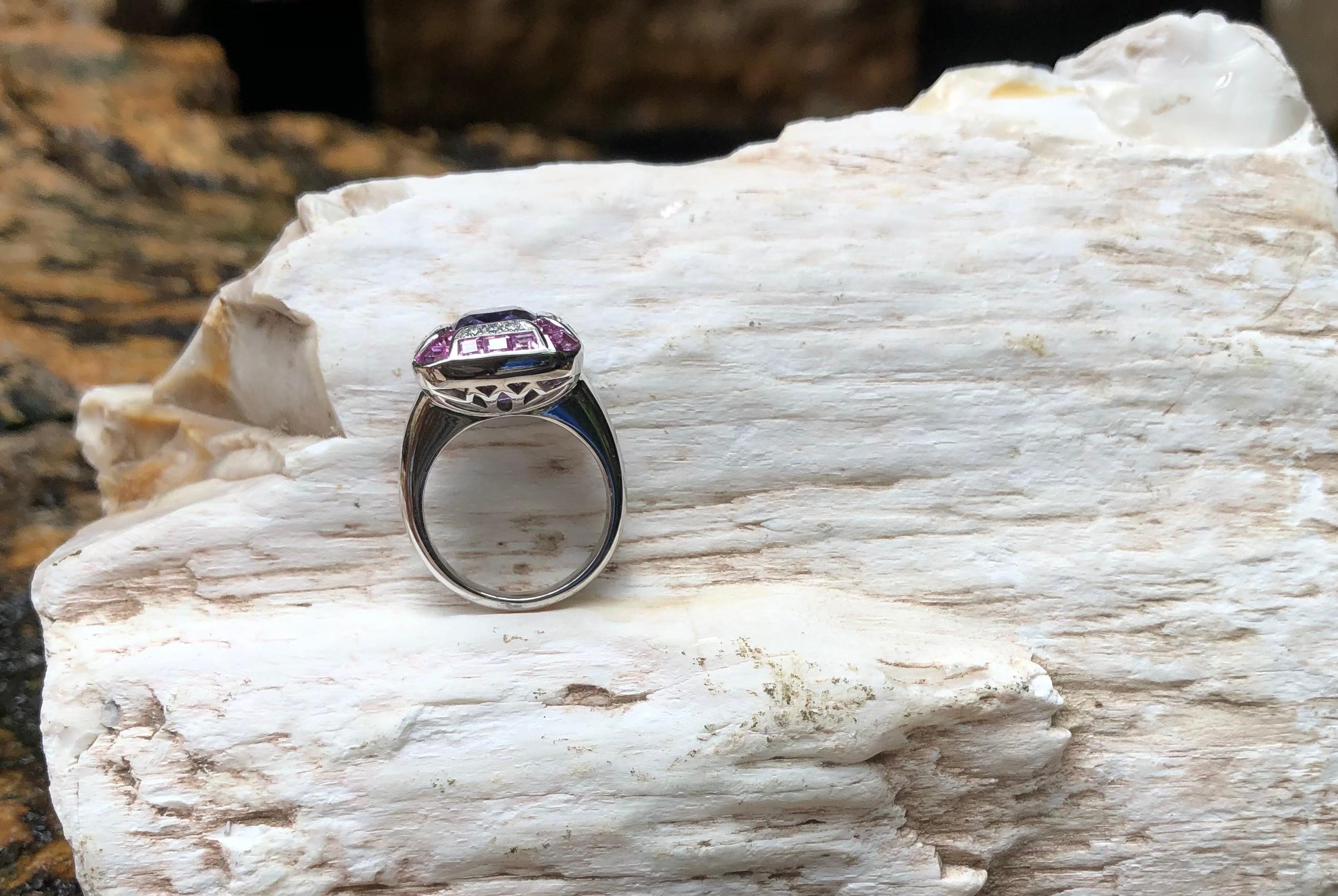 Tanzanite with Pink Sapphire and Diamond Ring Set in 18 Karat White Gold Setting For Sale 6