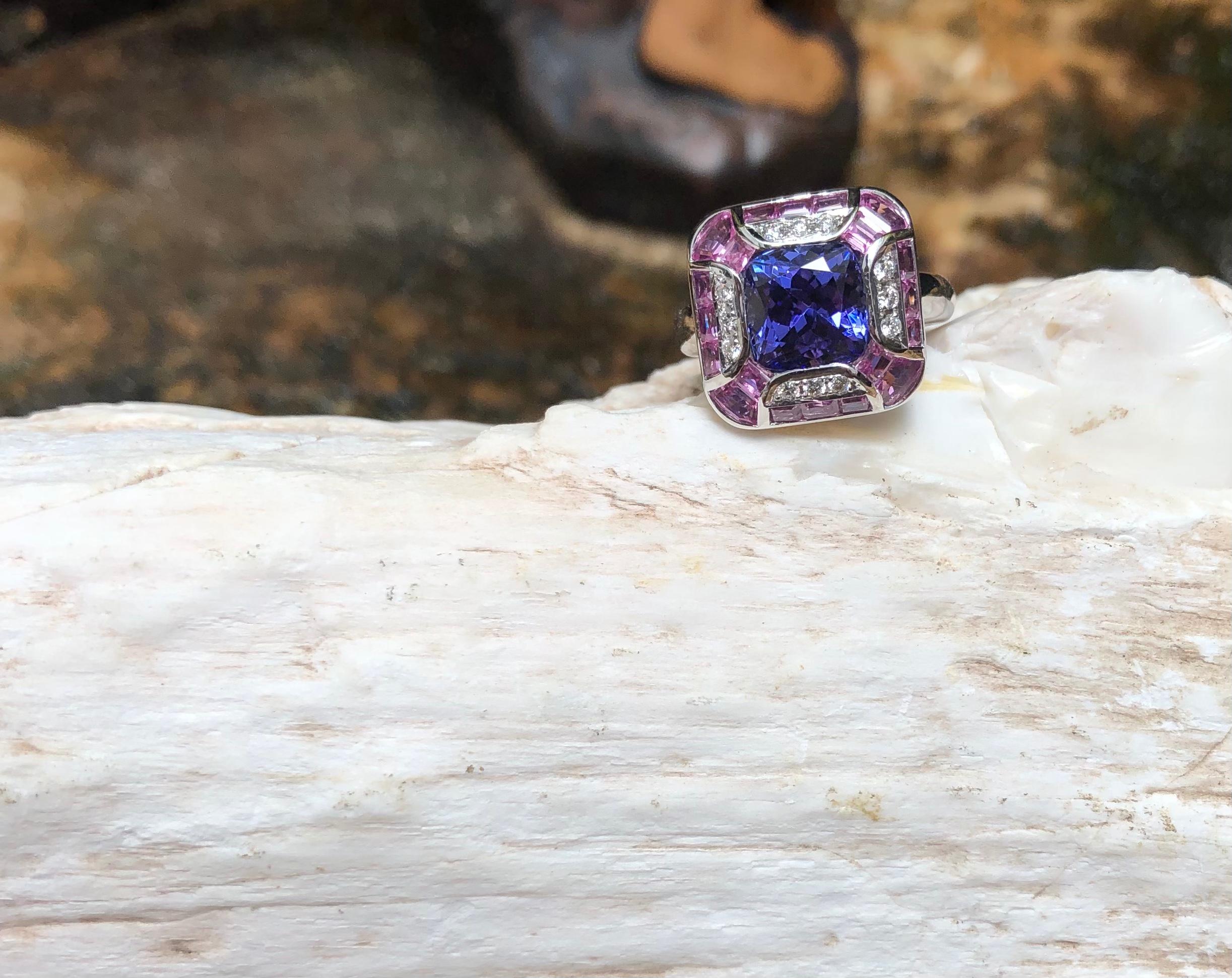 Tanzanite with Pink Sapphire and Diamond Ring Set in 18 Karat White Gold Setting For Sale 3