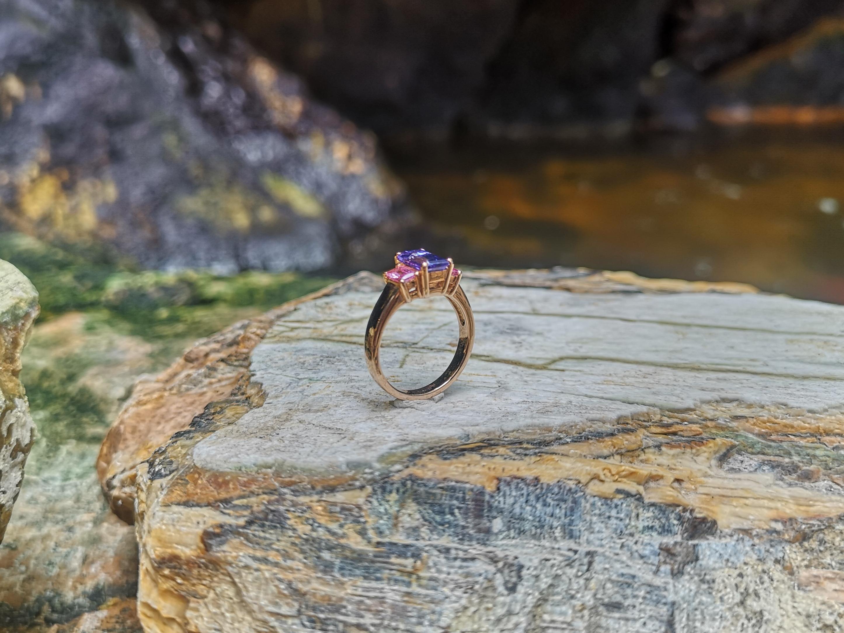 Tanzanite with Pink Sapphire Ring Set in 18 Karat Rose Gold Settings For Sale 3