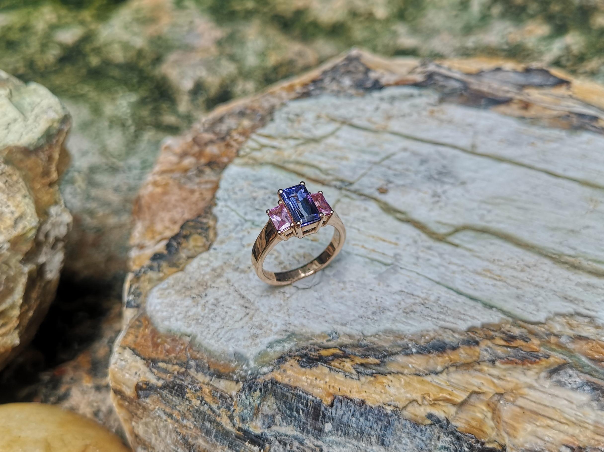 Tanzanite with Pink Sapphire Ring Set in 18 Karat Rose Gold Settings For Sale 5