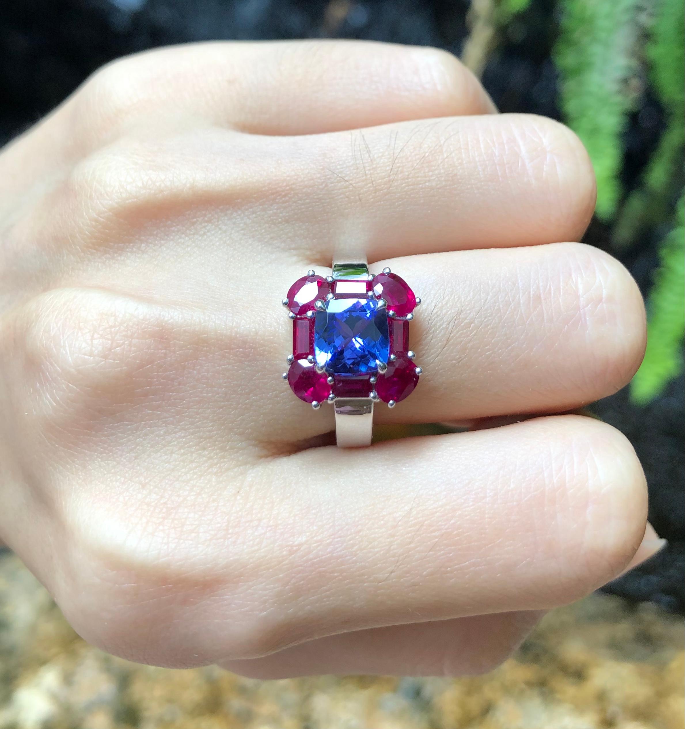 Mixed Cut Tanzanite with Ruby Ring Set in 18 Karat White Gold Settings For Sale