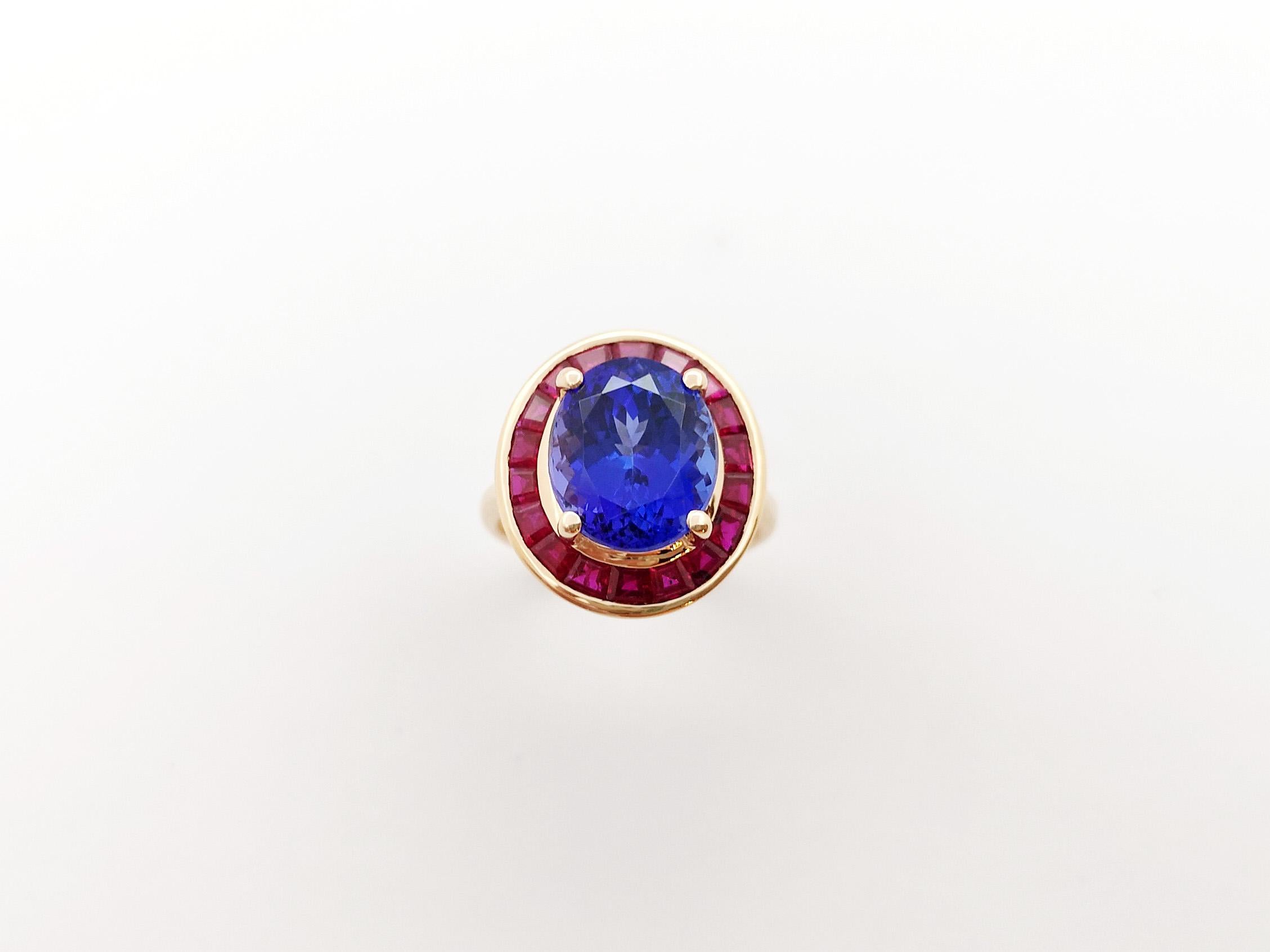 Tanzanite with Ruby Ring set in 18K Rose Gold Settings For Sale 5