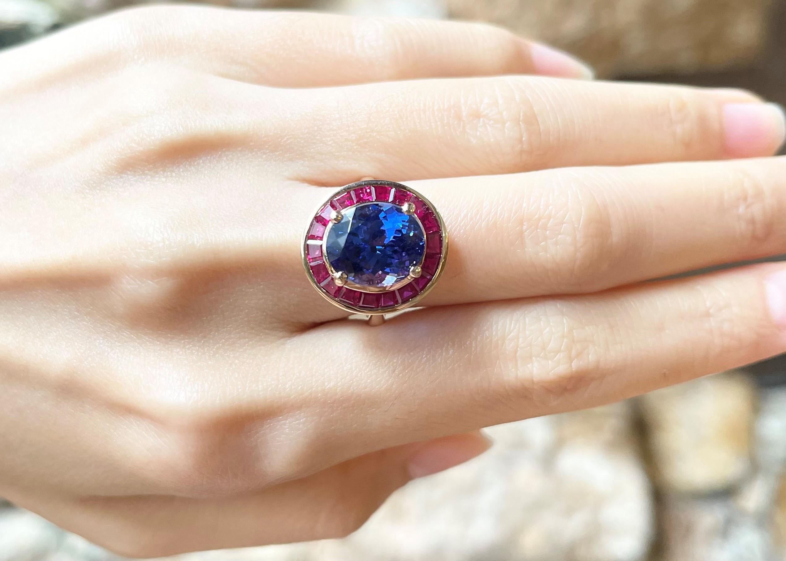 Tansanit mit Rubin-Ring in 18 Karat Roségold gefasst Damen im Angebot