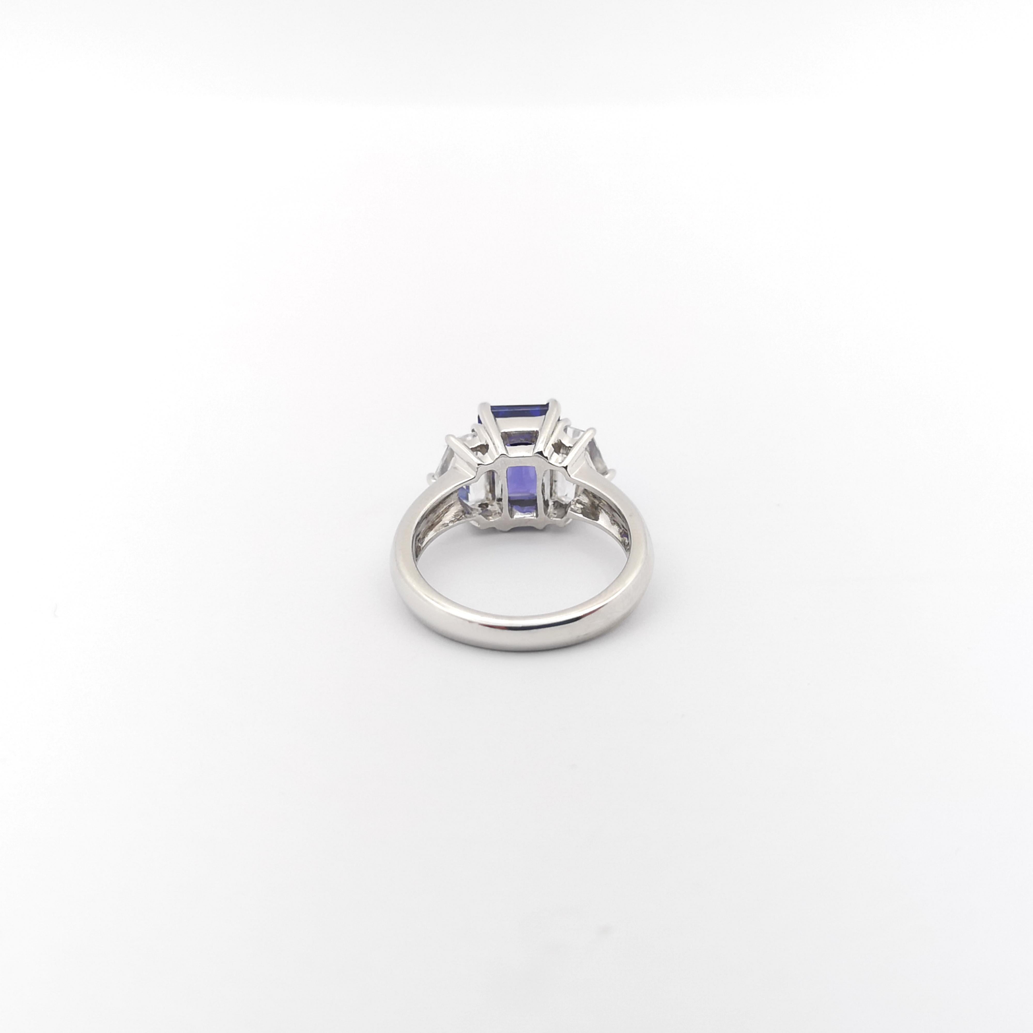 Tanzanite with White Sapphire Ring set in 18K White Gold Settings For Sale 2