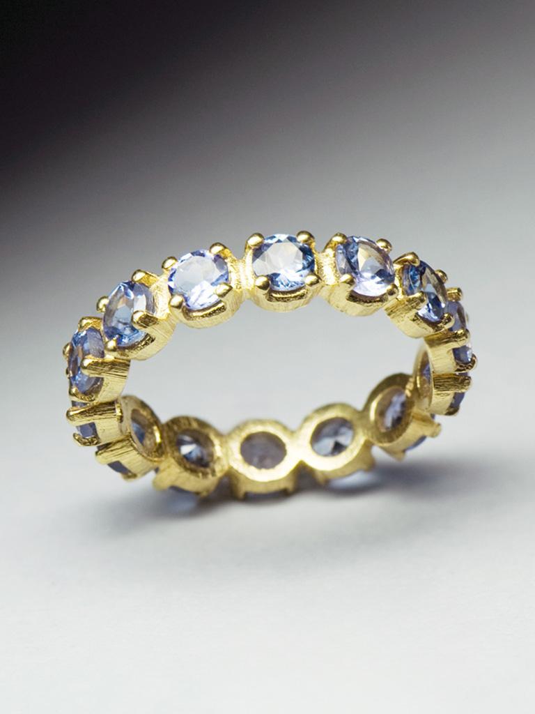 Tanzanite Yellow Gold Eternity Ring Purple Blue Classic Round Cut Natural Stones For Sale 2
