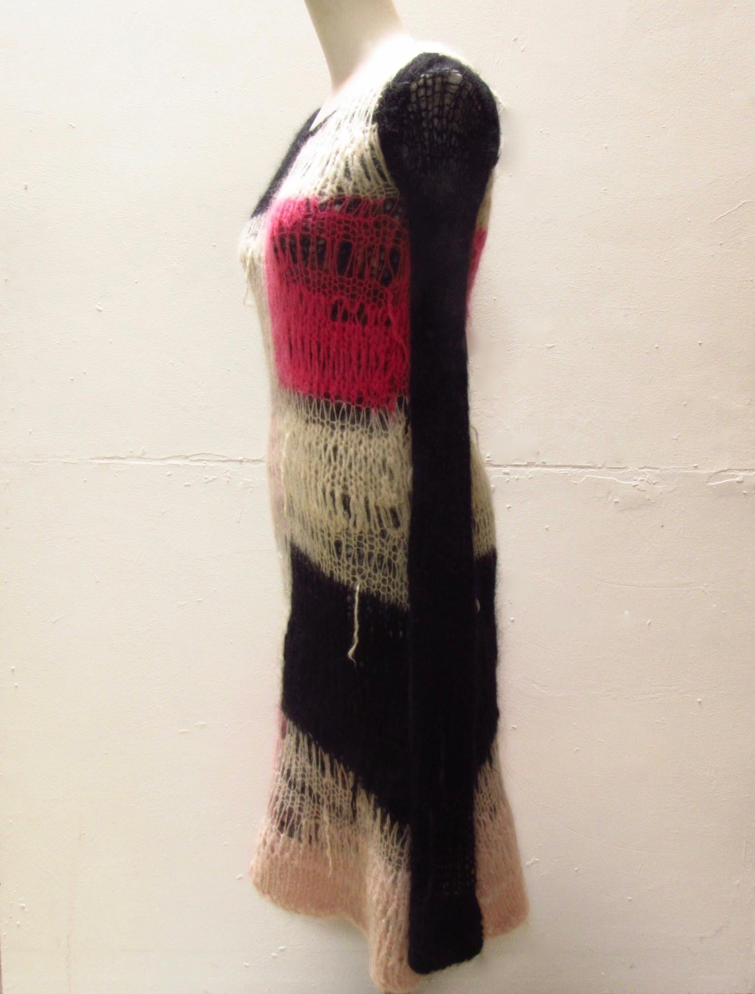 Gris TAO Comme Des Garçons Robe en mohair tricotée à la main en vente