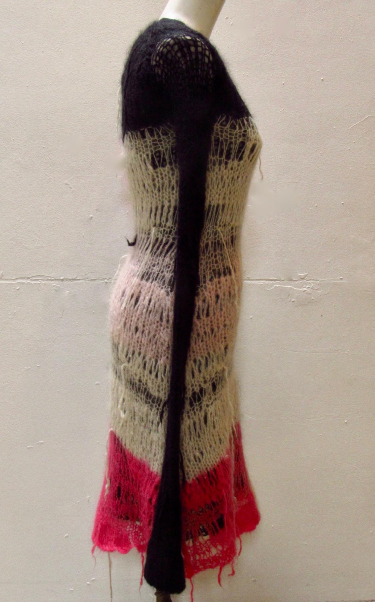 TAO Comme Des Garçons Robe en mohair tricotée à la main Pour femmes en vente