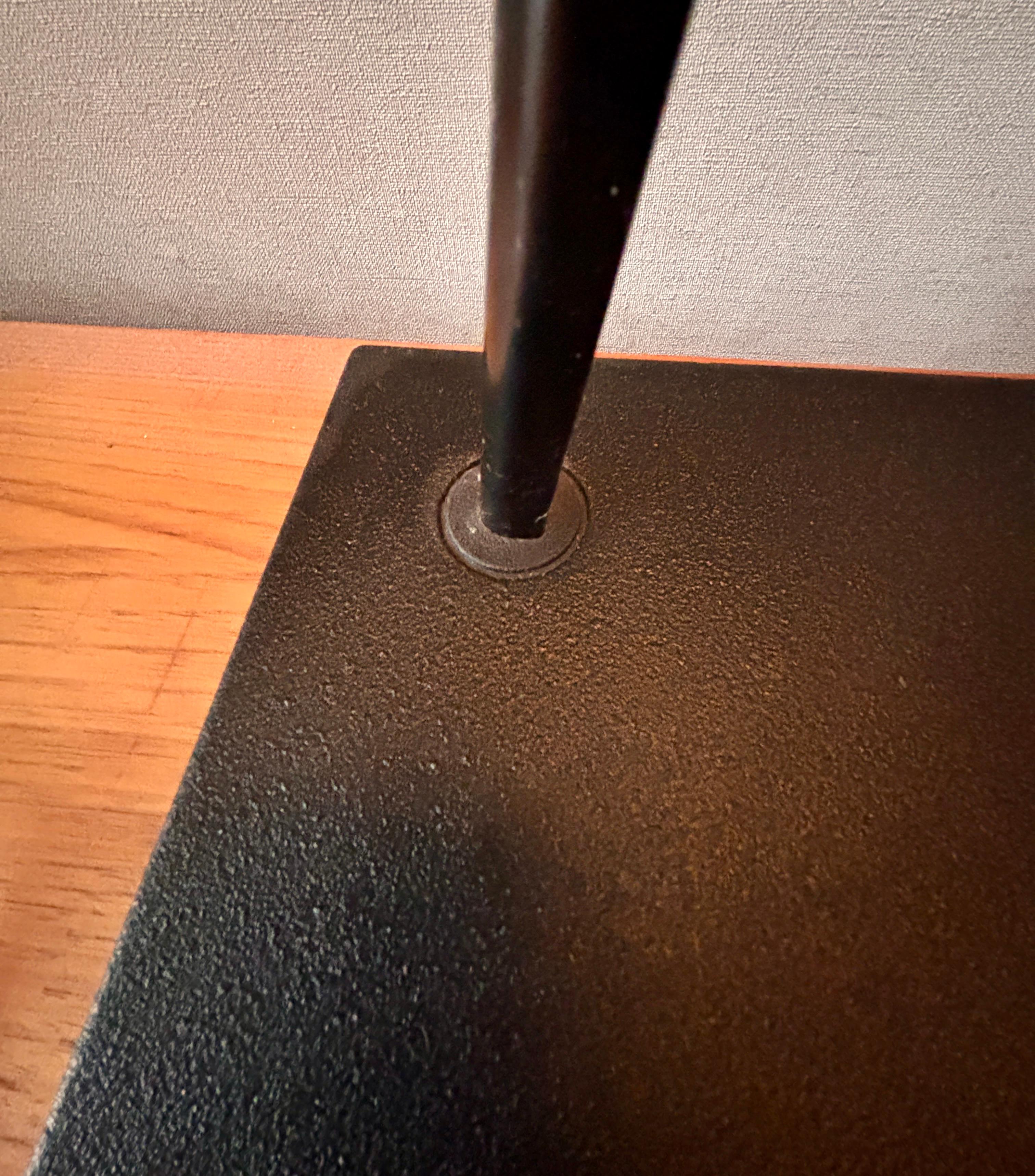 Tao floor lamp by Mario Barbaglia and Marco Colombo for PAF Studio Milano For Sale 4