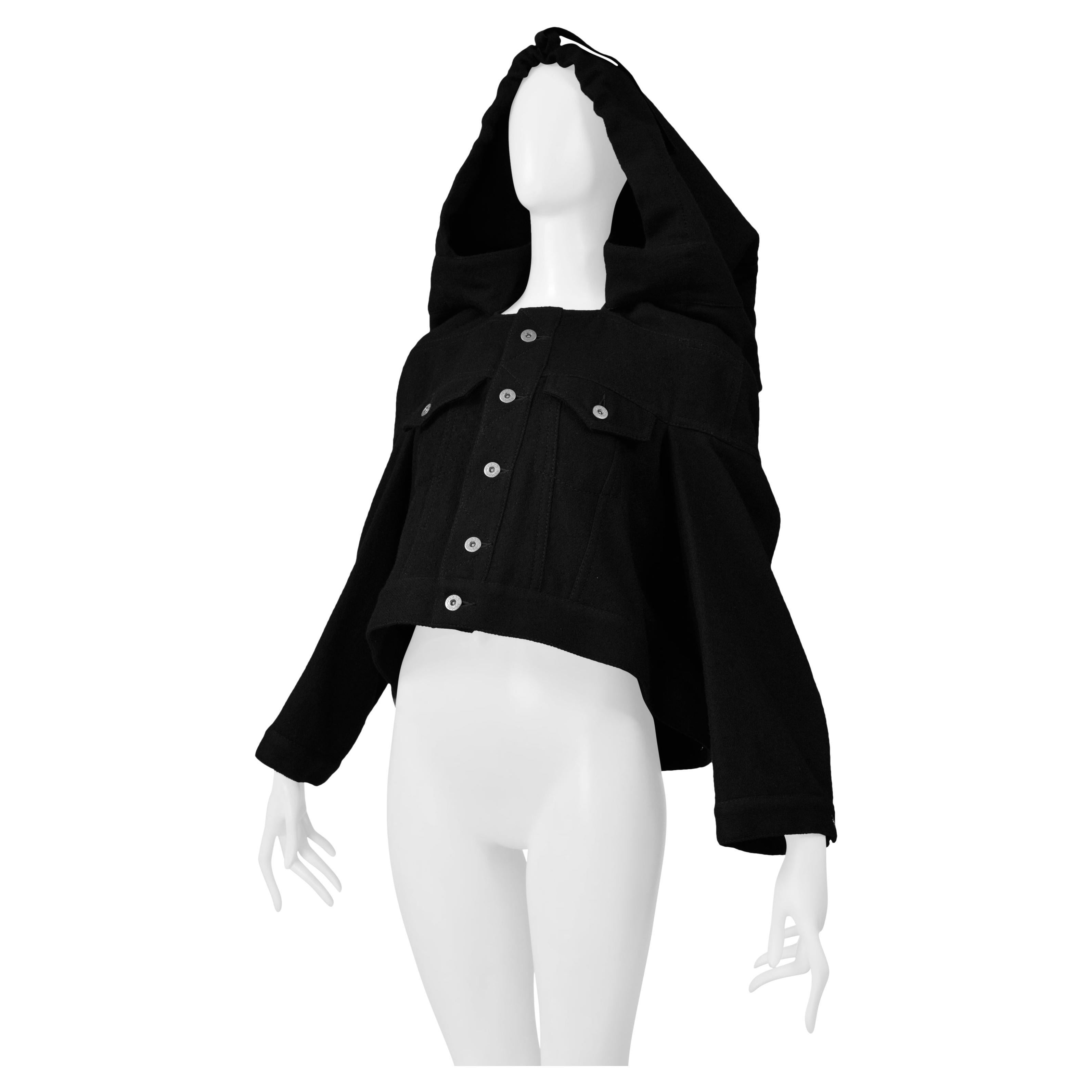 Tao For Comme Des Garcons Schwarze Wolljacke mit Fronttaschen und riesiger Kapuze 2010 im Angebot