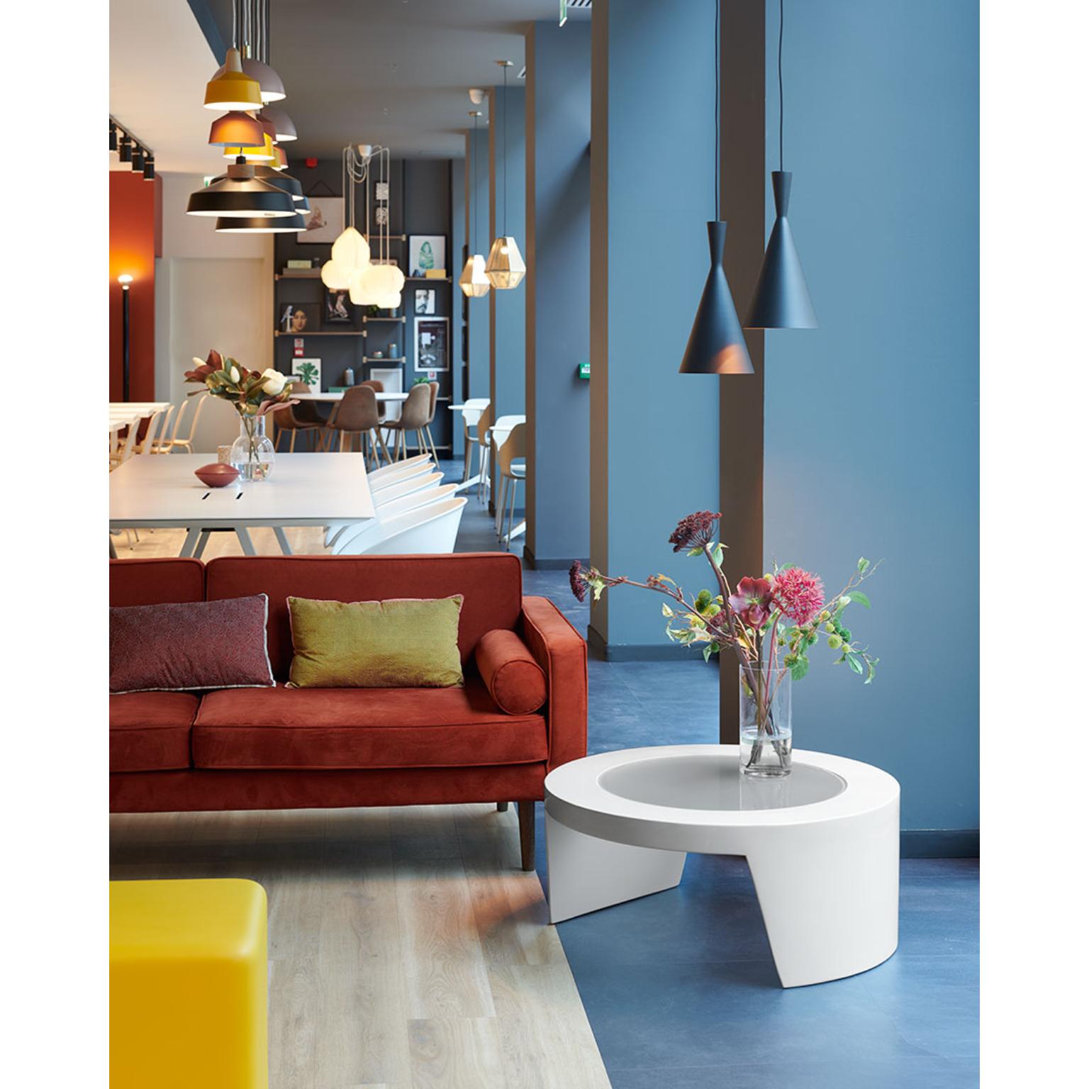Autre Table basse Tao blanc laiteux de Guglielmo Berchicci en vente