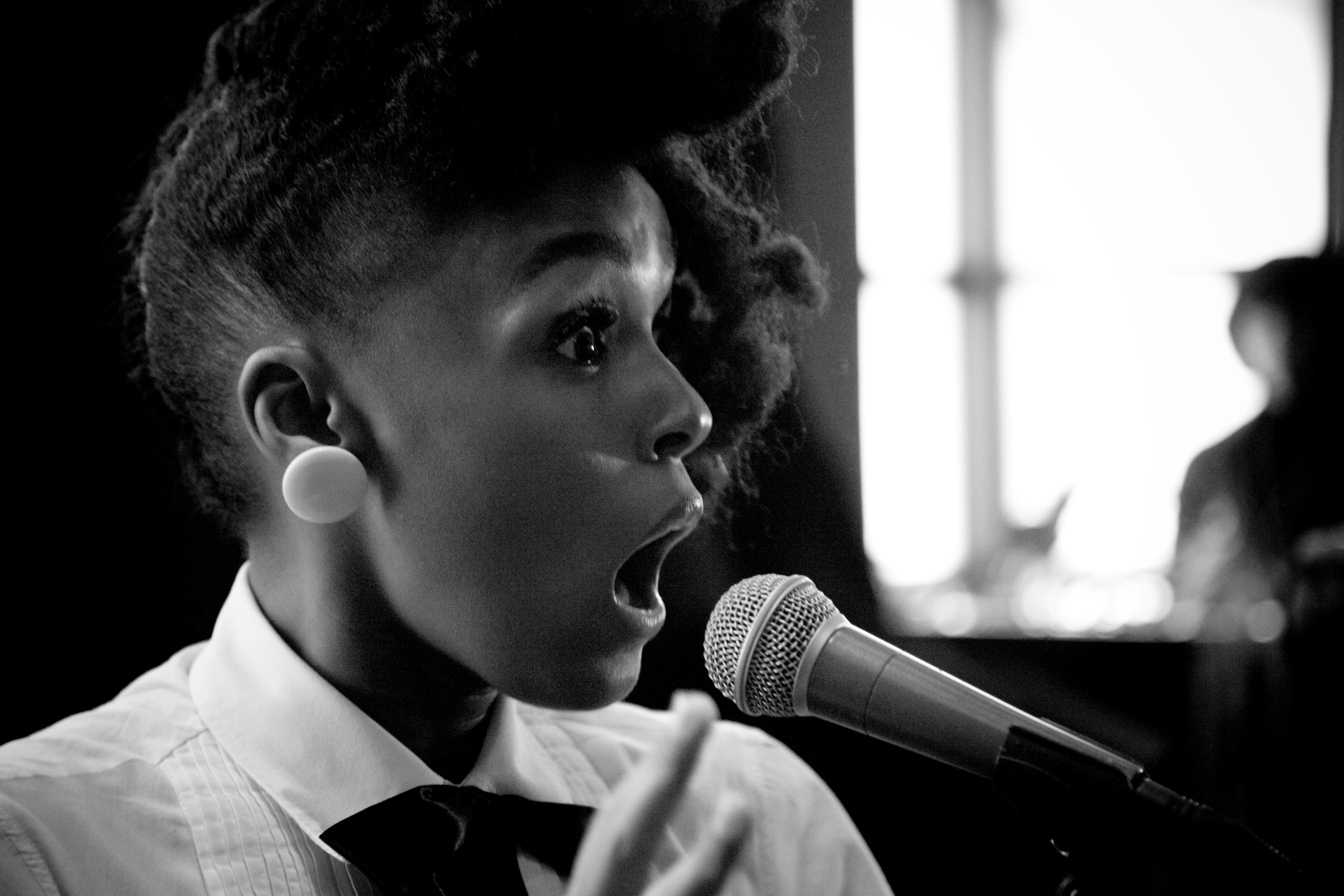 Janelle Monea - 21° secolo, fotografia di ritratto