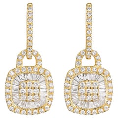 Boucles d'oreilles pendantes Taper Baguette en or jaune 14 carats et diamants ronds