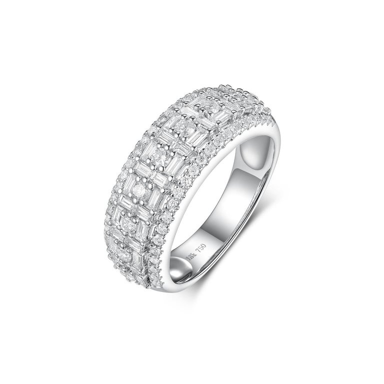 Taper Diamond Band Ring in 18 Karat White Gold For Sale at 1stDibs