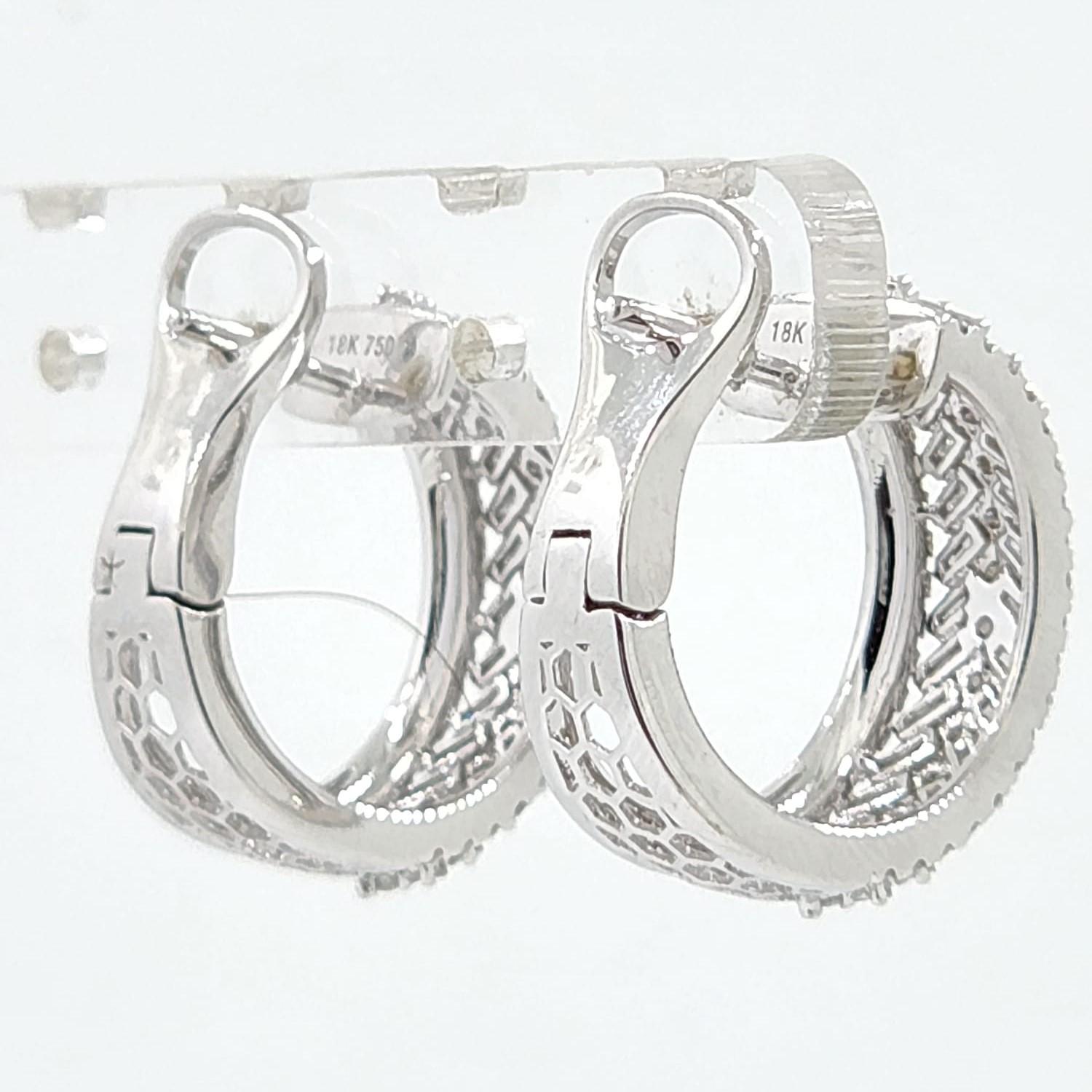 Taper Diamond Hoop Earrings in 18 Karat White Gold In New Condition In Hong Kong, HK