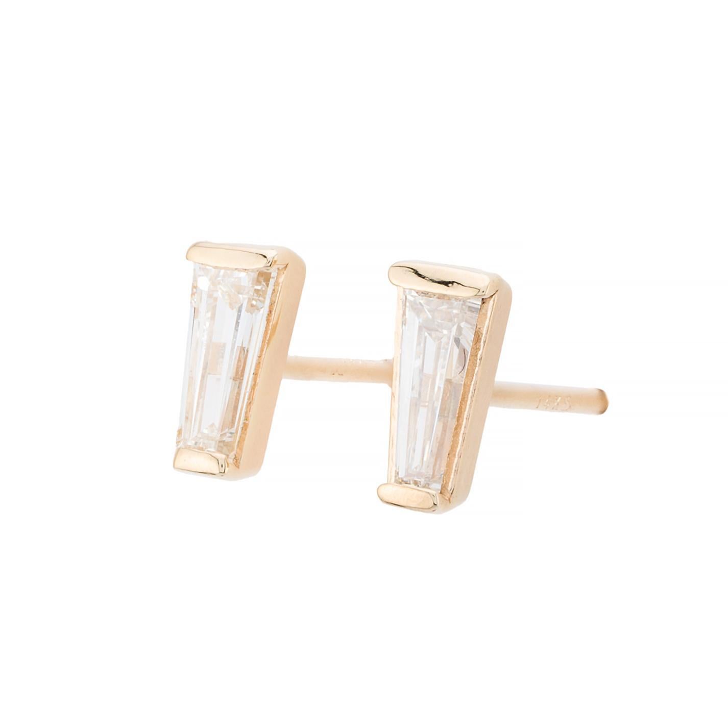 Contemporary Tapered Baguette Diamond Stud Earrings in 14 Karat Yellow Gold For Sale