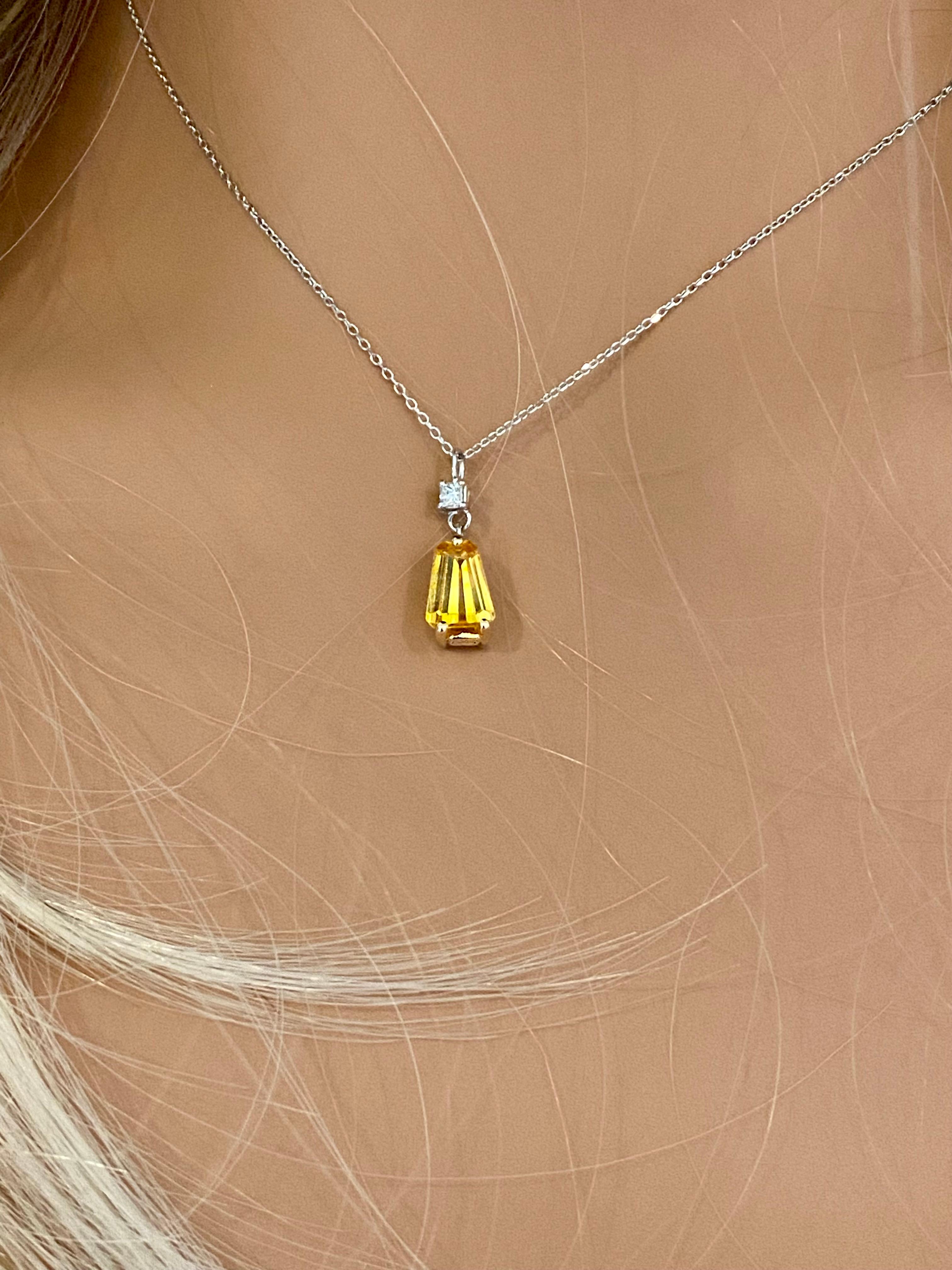 Tapered Baguette Yellow Sapphire and Diamond Gold Drop Pendant Necklace In New Condition In New York, NY