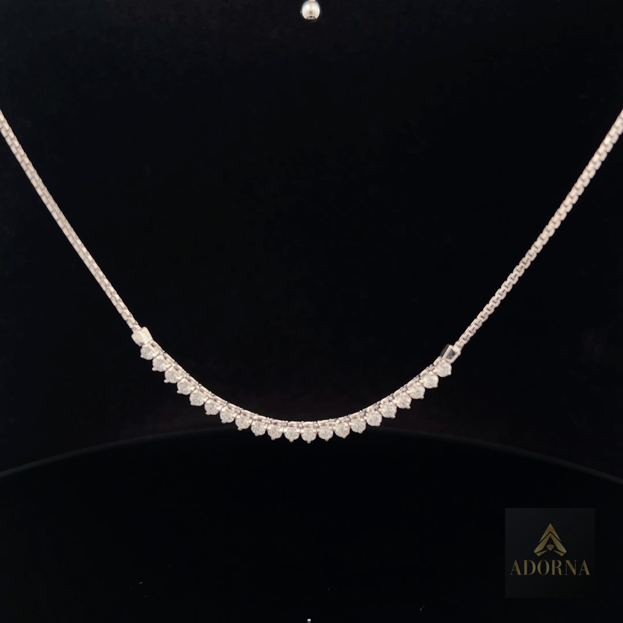 Taglio rotondo Collana a frange con diamanti affusolati in oro bianco 14K in vendita