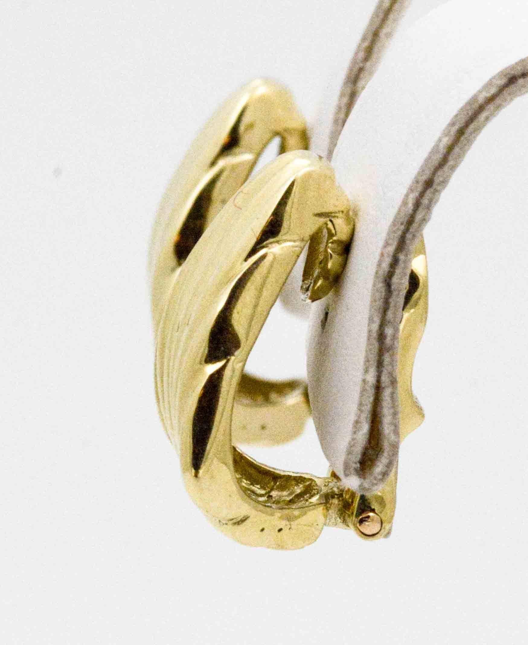 Modern Tapered Ridged Clip On 14 Karat Gold Earrings 