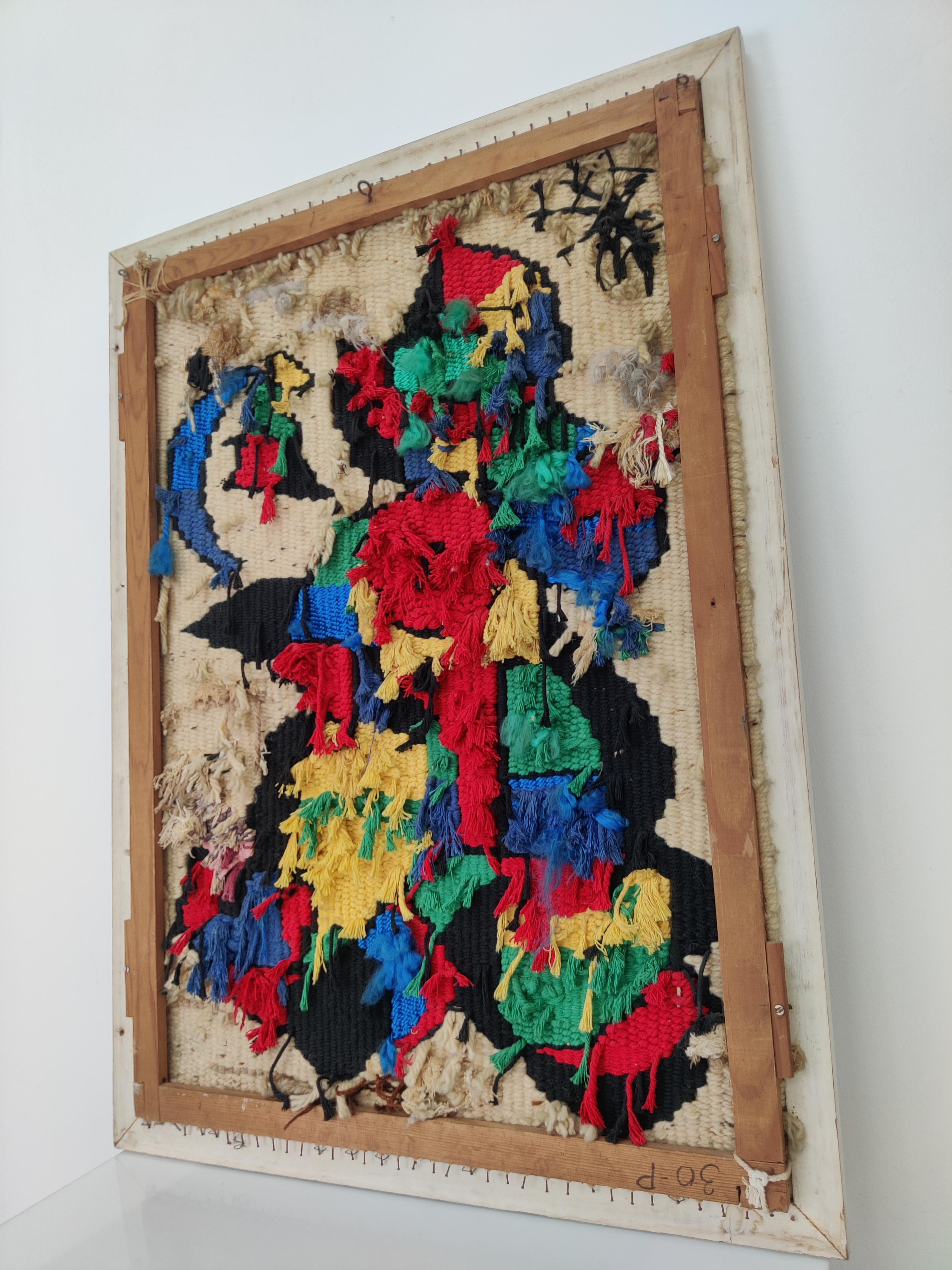 Fantastic tapestry woven by hand according to the extraordinary work carried out by Joan Miró and Josep Royo in the 70s. A wonderful piece that transmits all the strength, color and textures of the tapestry thanks to the vibrant work of the artist.