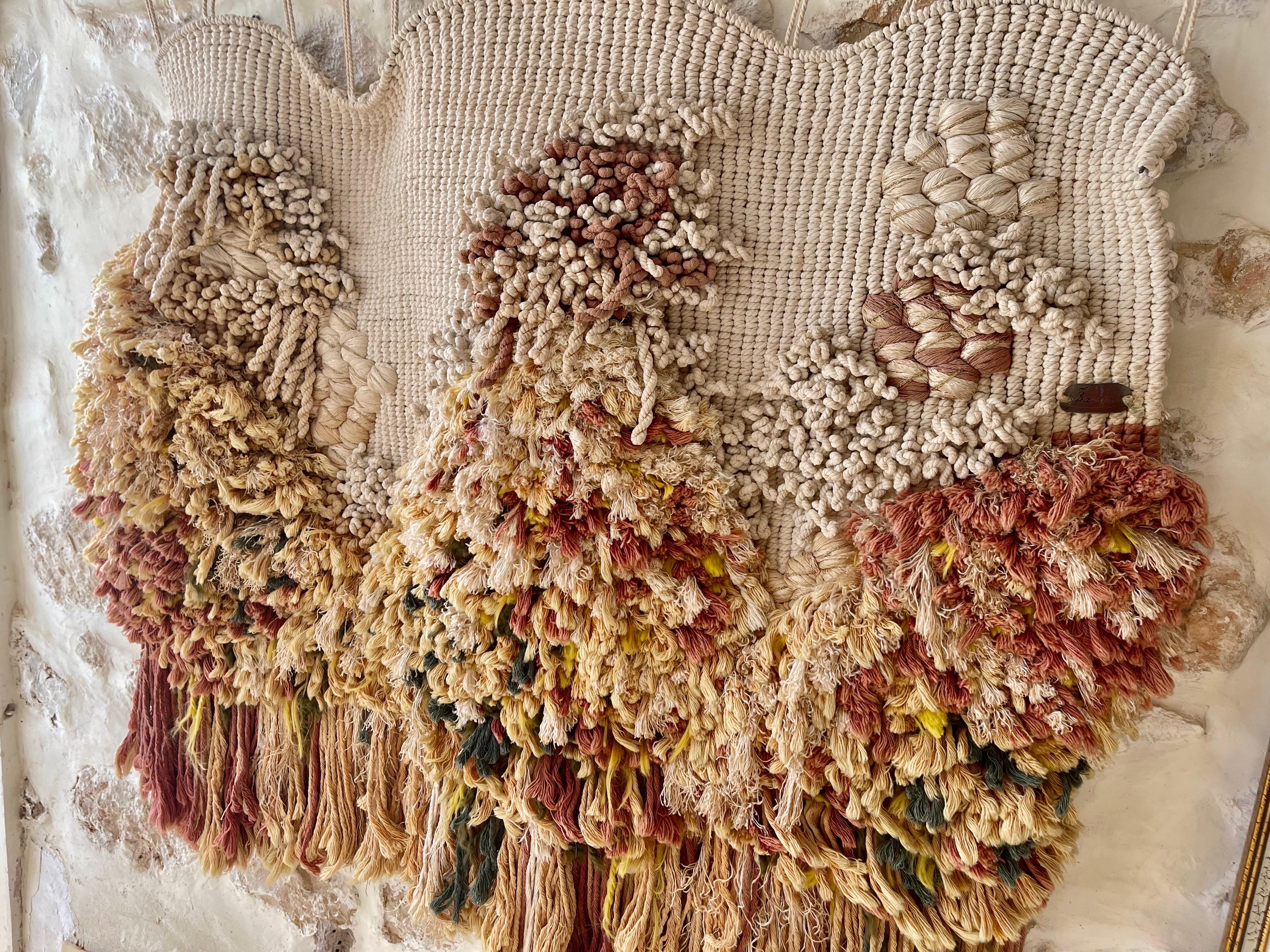 Modern Design ! Neo Classique ! bohemian decor, macramé wall hangings should be at the top of your list. These lightweight, airy pieces are typically made with natural materials (think cotton cord and merino wool), and they create an instant