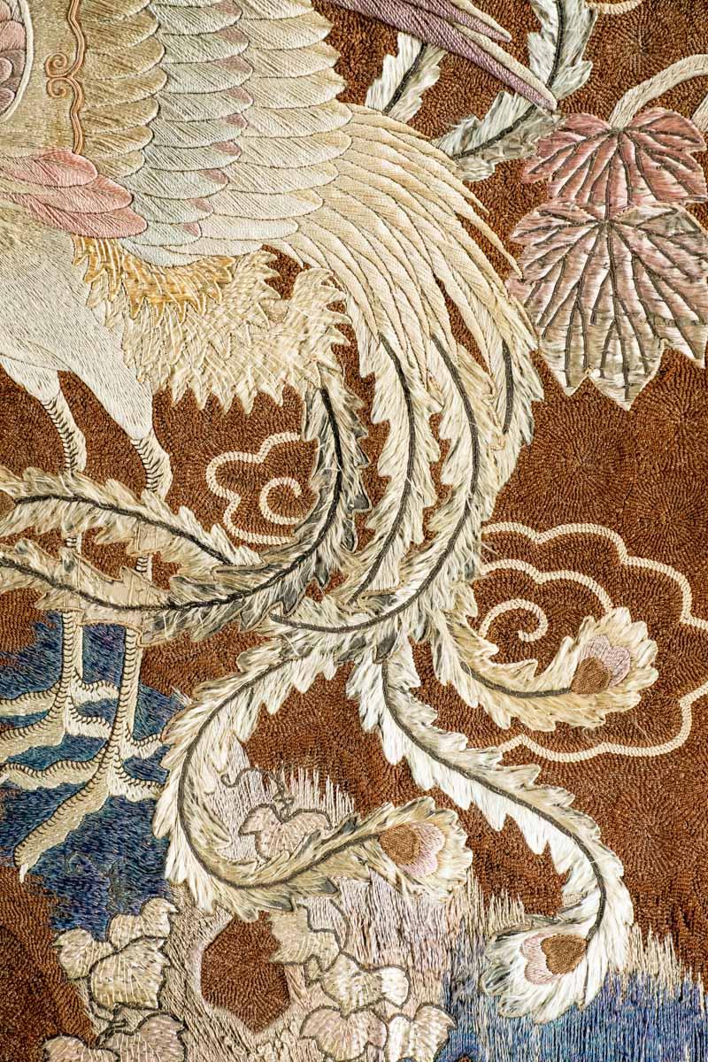 Tapestry embroidered with polychrome silk threads depicting two flying phoenixes 1
