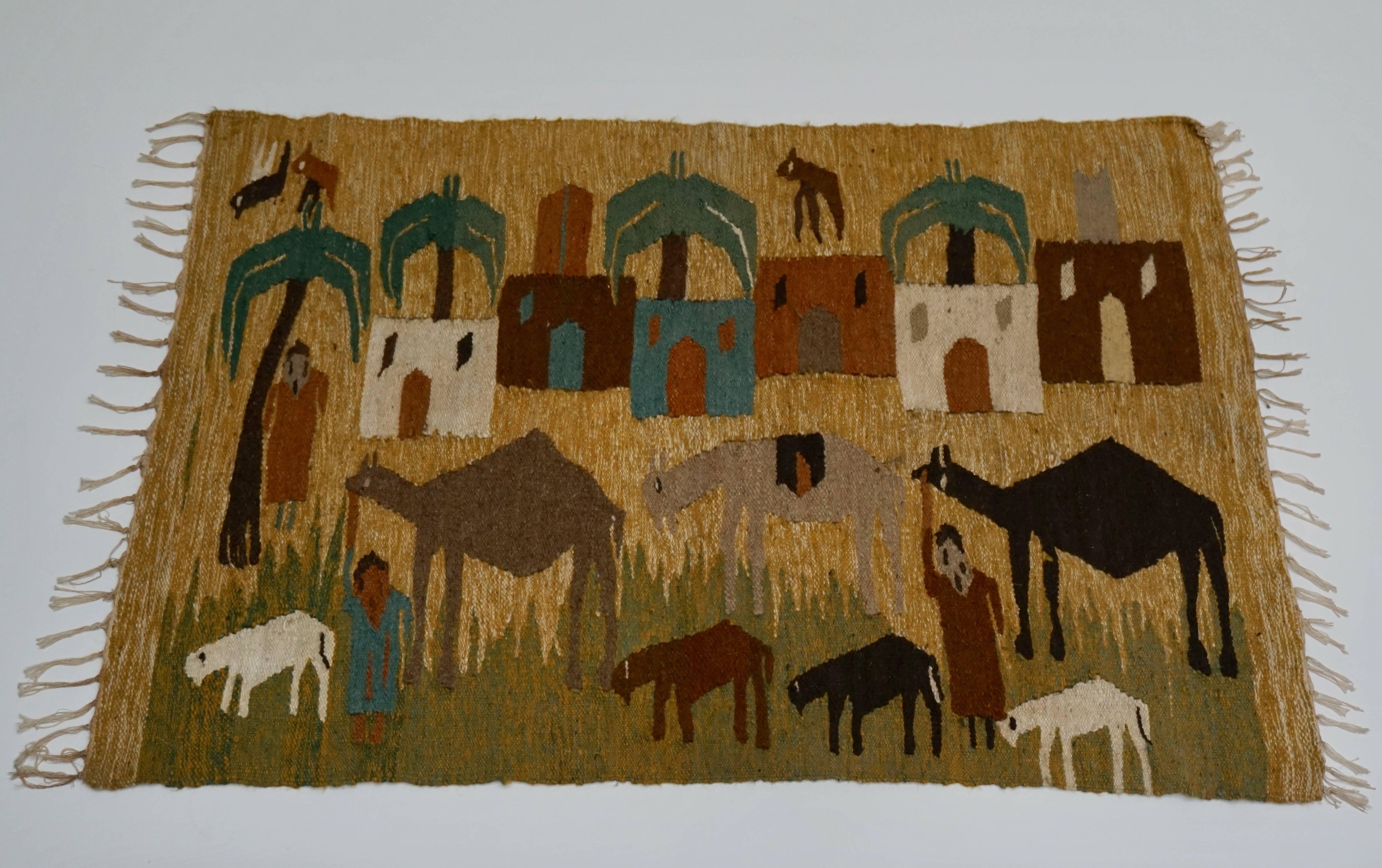 Tapestry in wool.
Measures: 
Width 121 cm.
Height 84 cm.