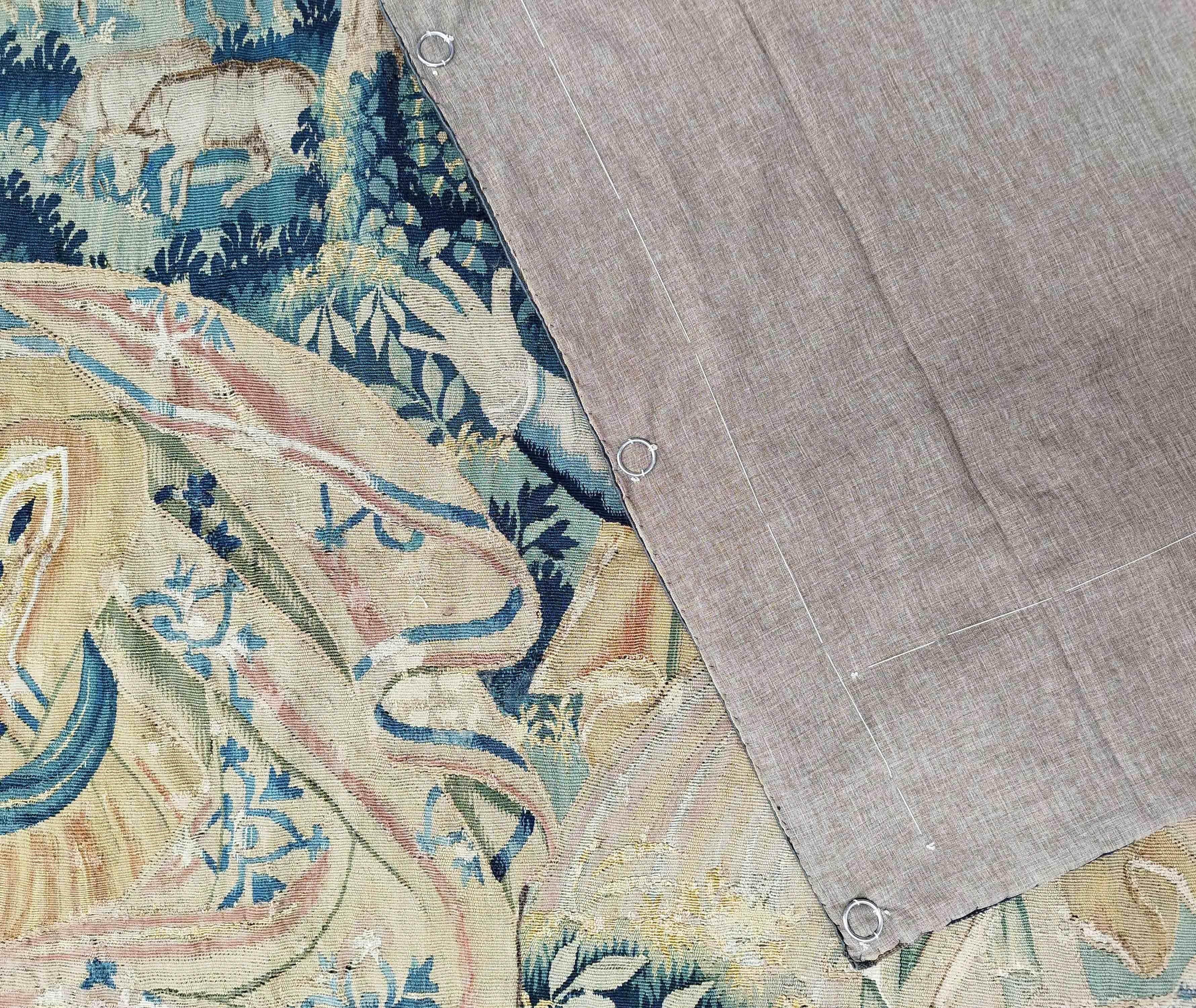 Wandteppich von Flandern 17. Jahrhundert (Angebot an den König) -N° 1232 im Angebot 8