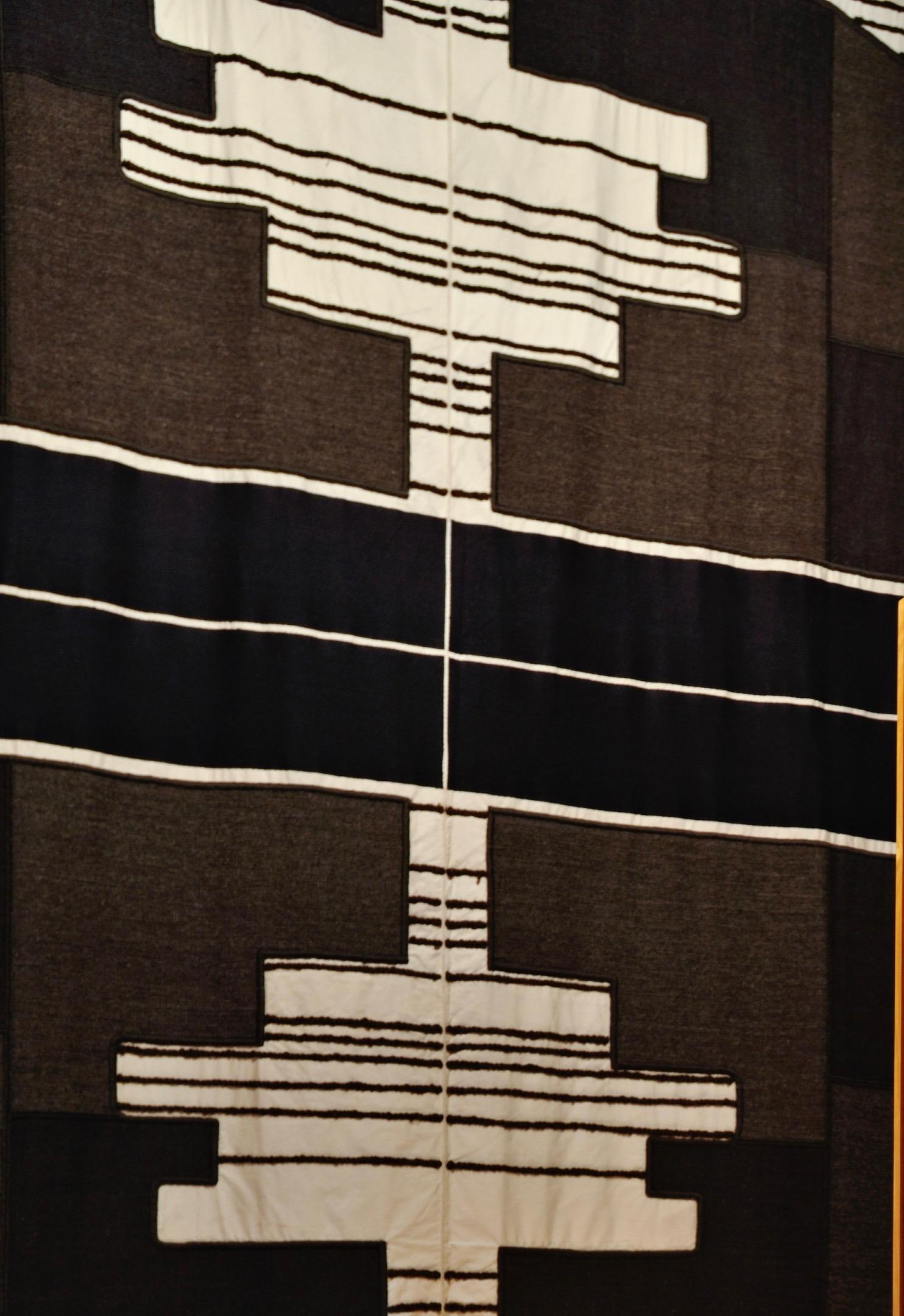 Tapestry with geometrical patterns 
Wool hessian 
Unique piece from the artist's studio, 
circa 1970.