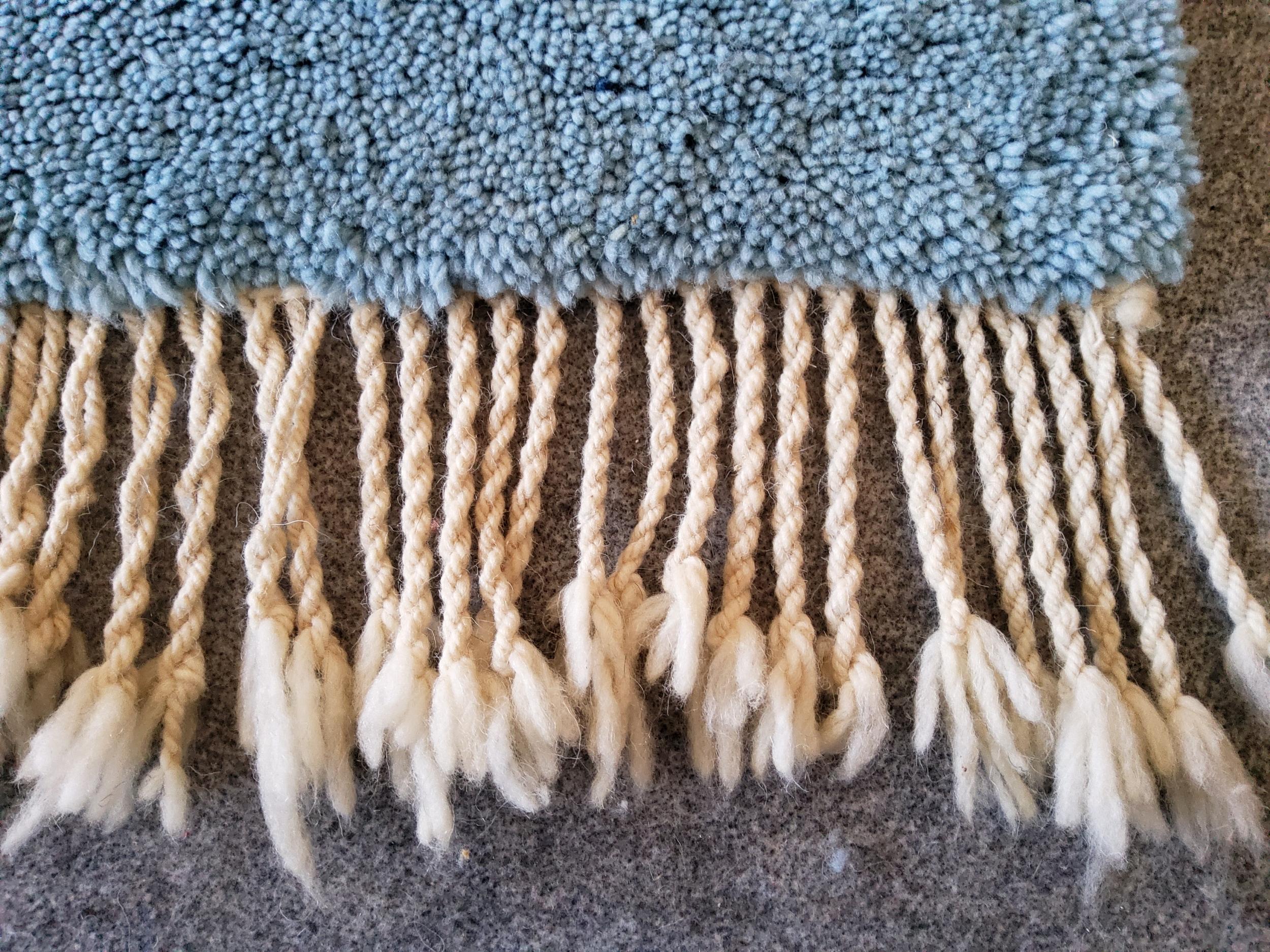 Alfombra de lana hecha a mano con diseño marroquí bereber vintage  Multicolor Natural en venta 3
