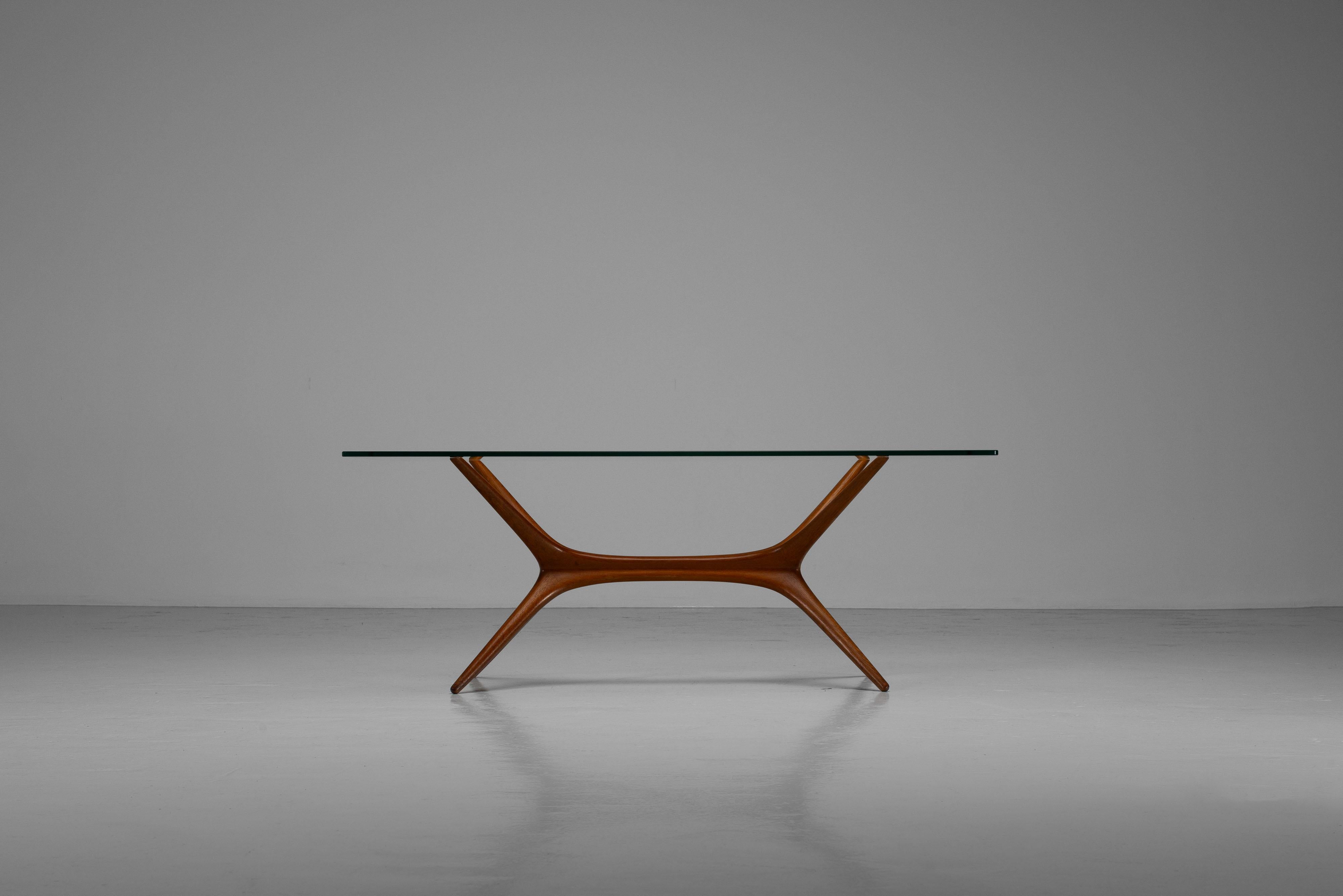 Finlandais Tapio Wirkkala 9020 coffee table by Asko Finland 1958 en vente