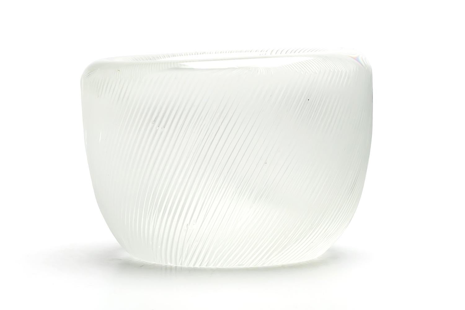 Scandinavo moderno Tapio Wirkkala / ART OBJECT / SALT BOWL 3269 / Iittala in vendita