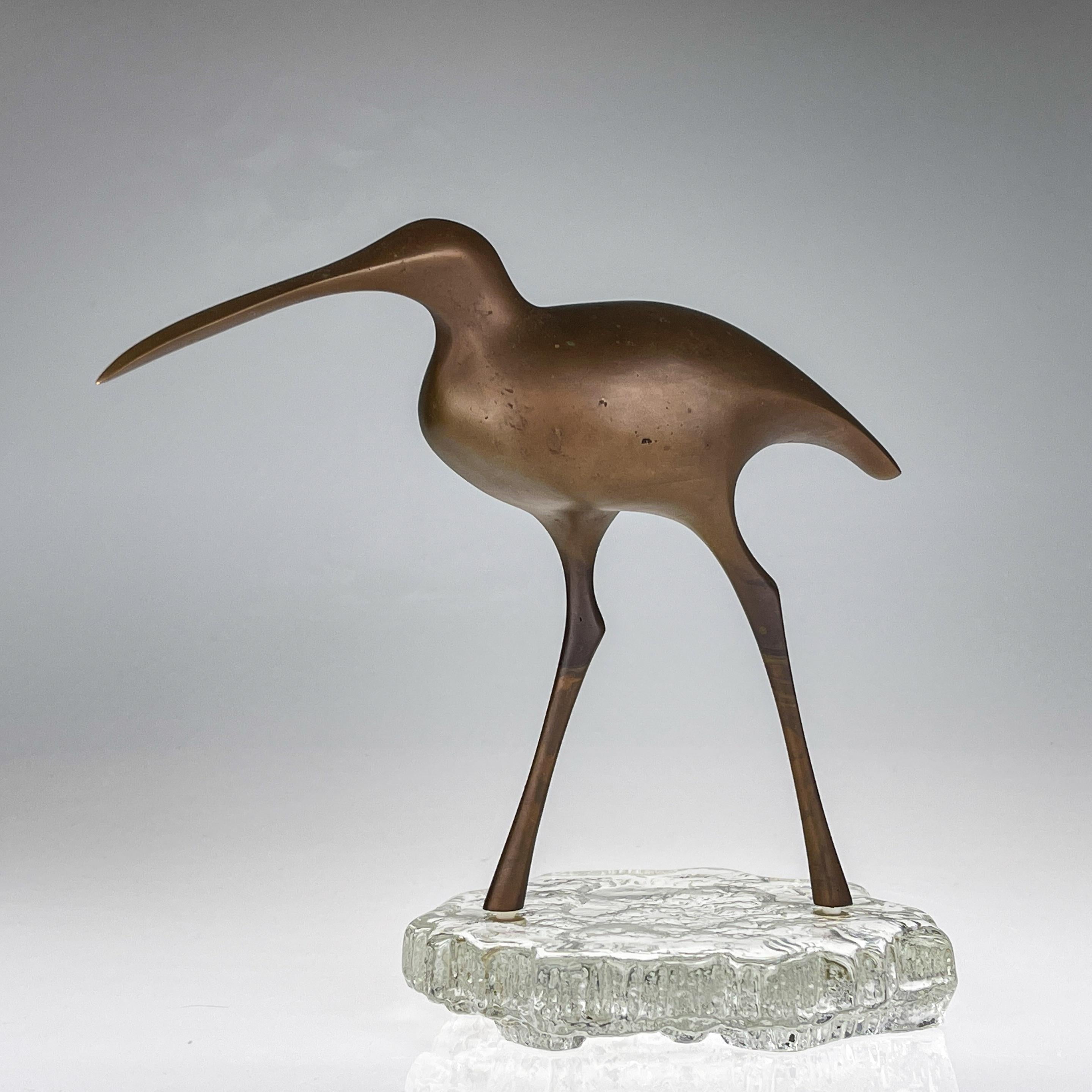 Scandinavian Modern Tapio Wirkkala Patinated Bronze Birdsculpture on Glass Stand 9