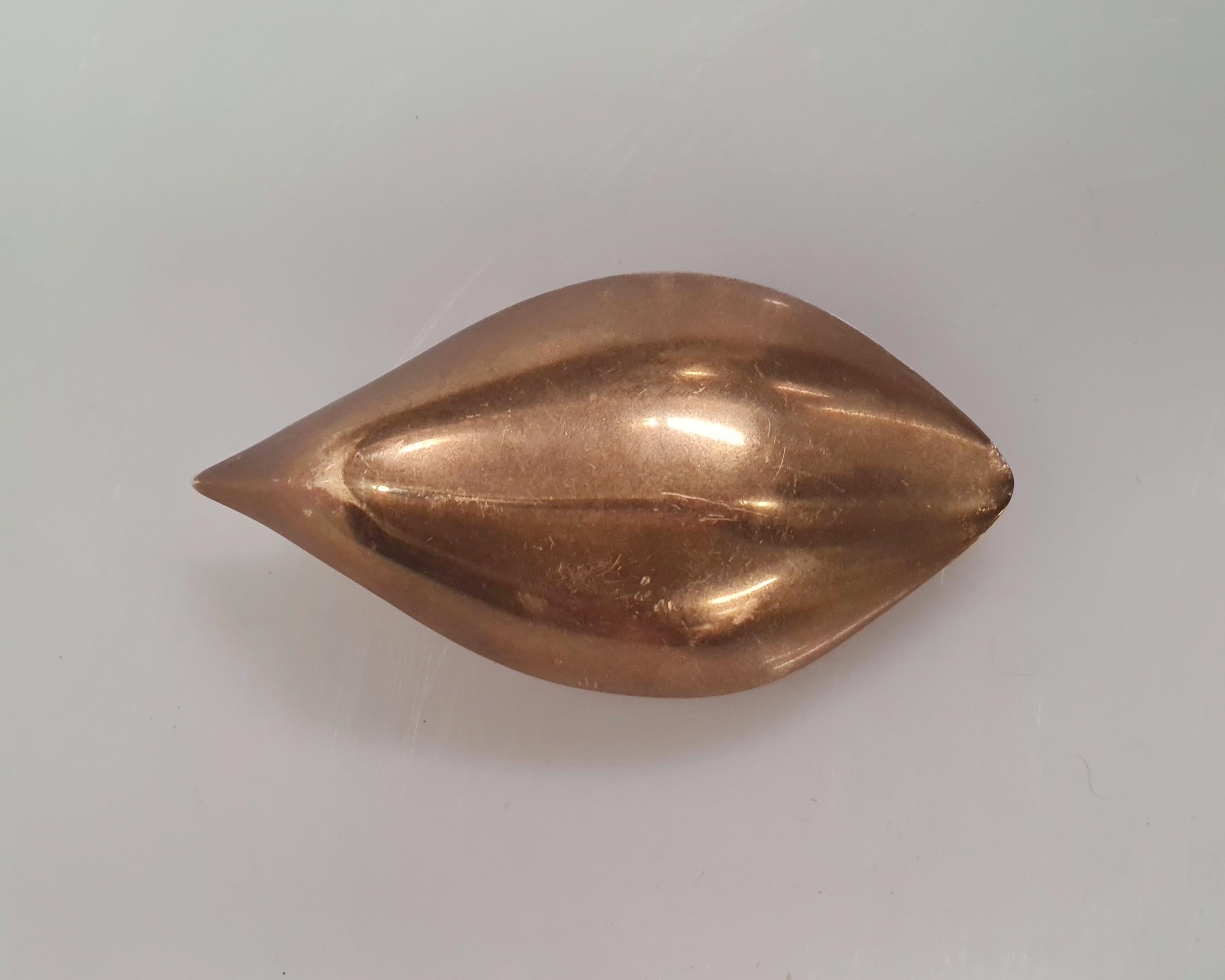 Tapio Wirkkala, Brass Bird Sculpture for Kultakeskus Hämeenlinna Finland, 1970s In Good Condition For Sale In Helsinki, FI