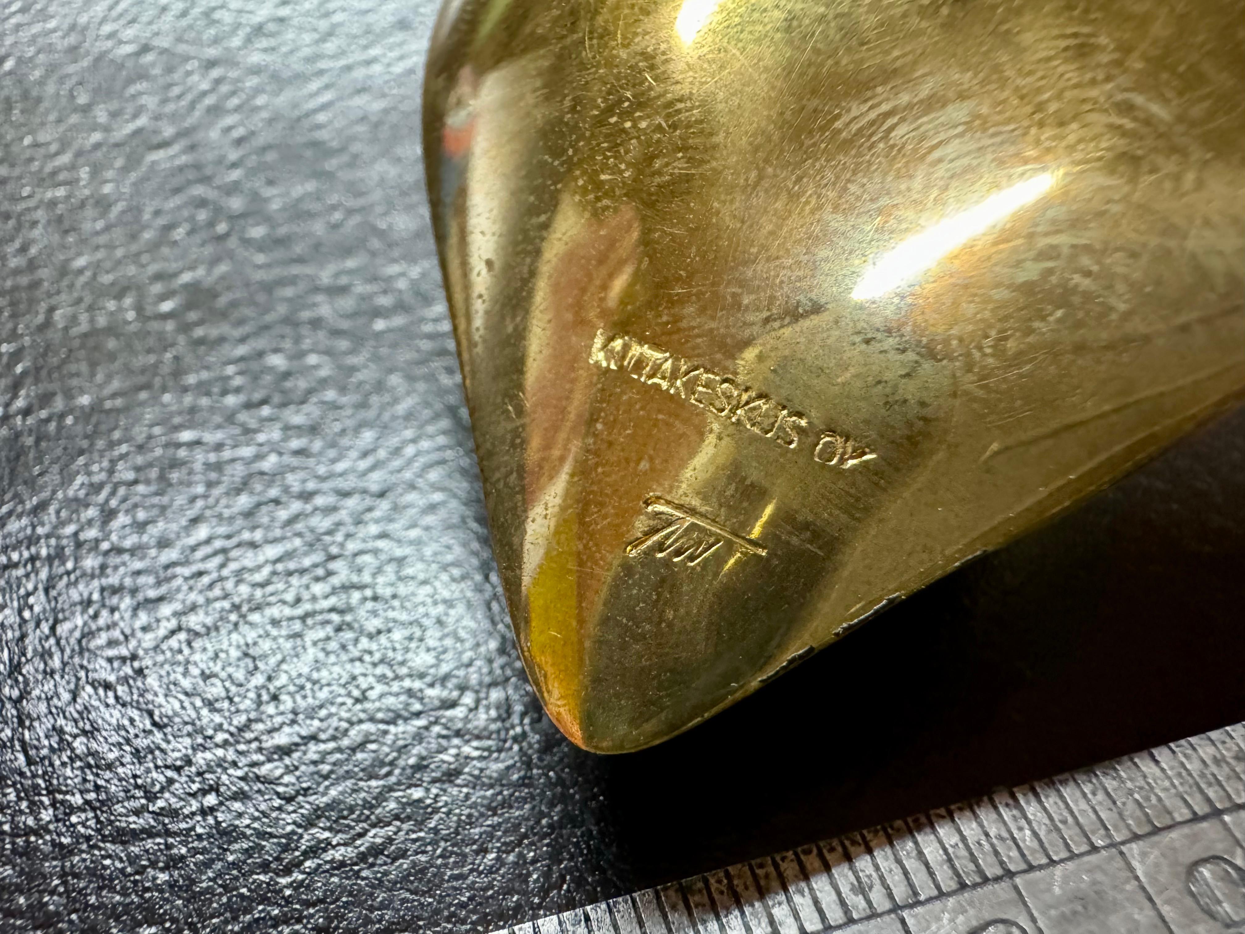 Tapio Wirkkala Briefbeschwerer mit Vogel aus Bronze im Angebot 1