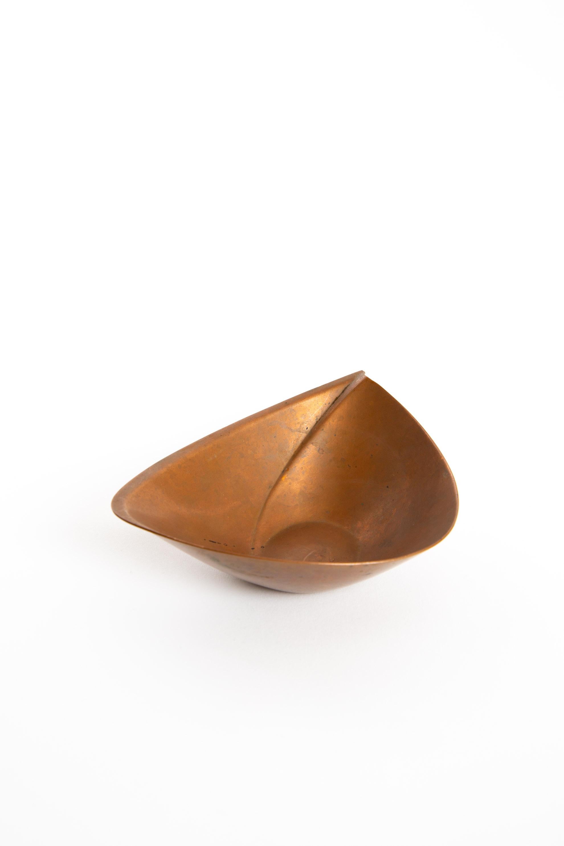 Finnish Tapio Wirkkala Bronze Bowl Organic Form by Kultakeskus Oy Finland For Sale