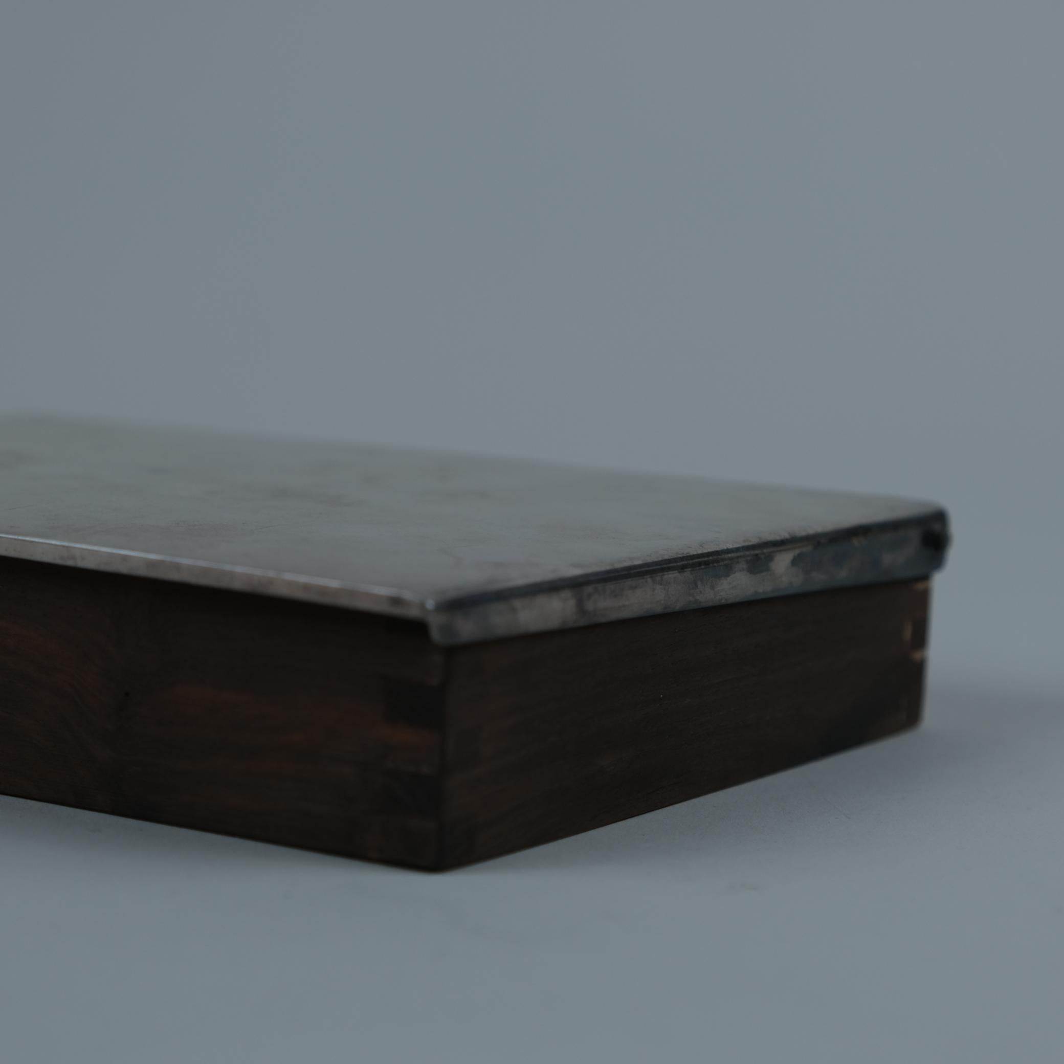 Finlandese Scatola per sigari commissionata da Tapio Wirkkala in argento e teak, anni '1970 in vendita