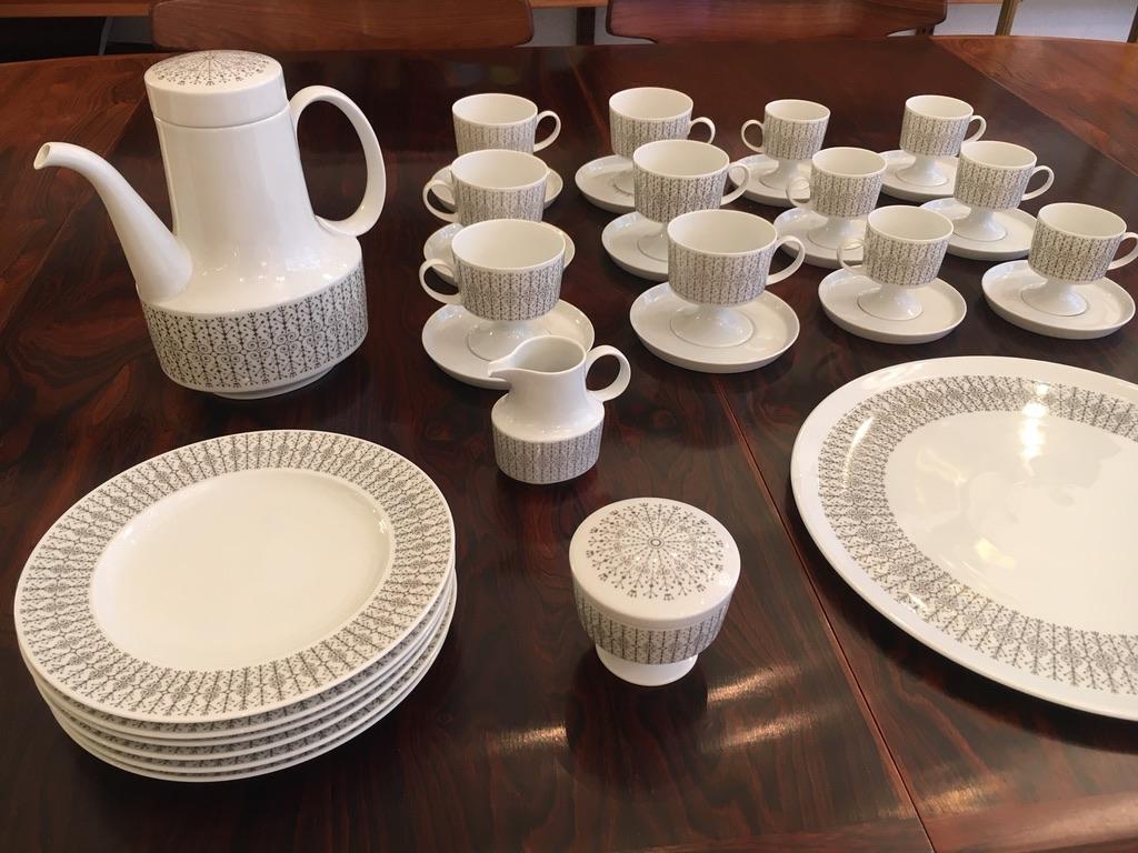 Porcelain Tapio Wirkkala Composition Secunda Grey Set 34 Piece For Sale