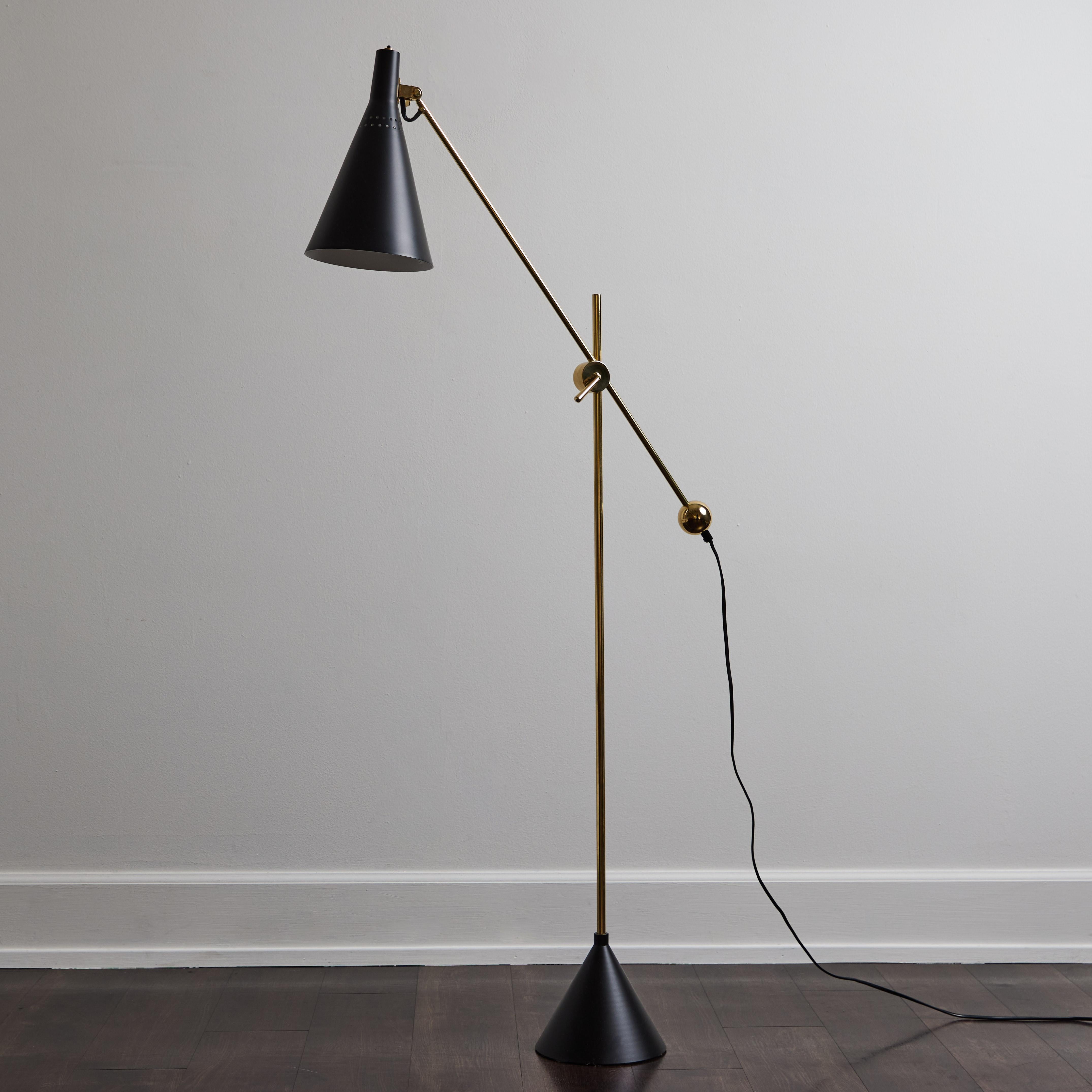 Tapio Wirkkala 'Crane' Articulating Floor Lamp in Black for Innolux Oy In New Condition For Sale In Glendale, CA