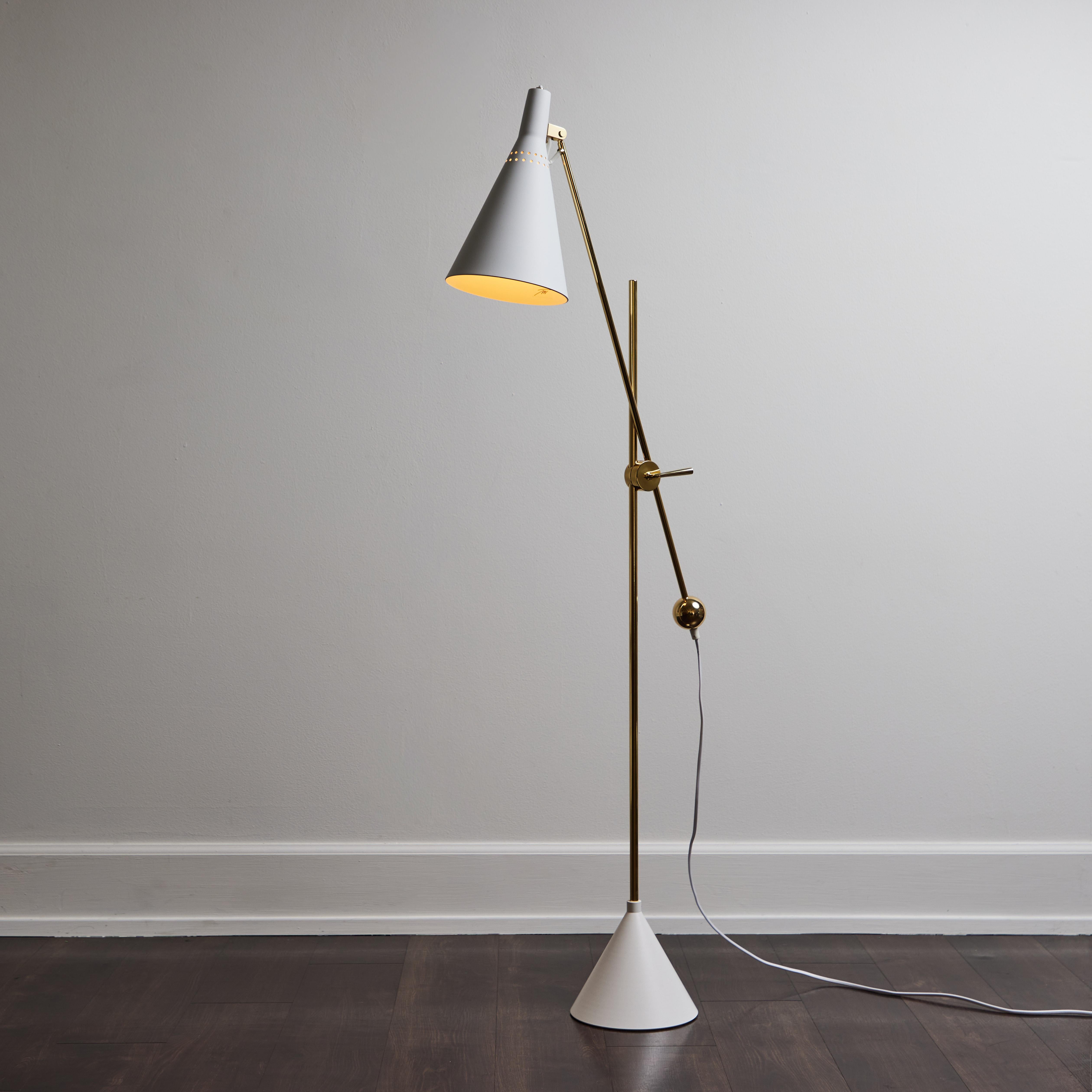 Tapio Wirkkala 'Crane' Articulating Floor Lamp in White for Innolux Oy For Sale 5