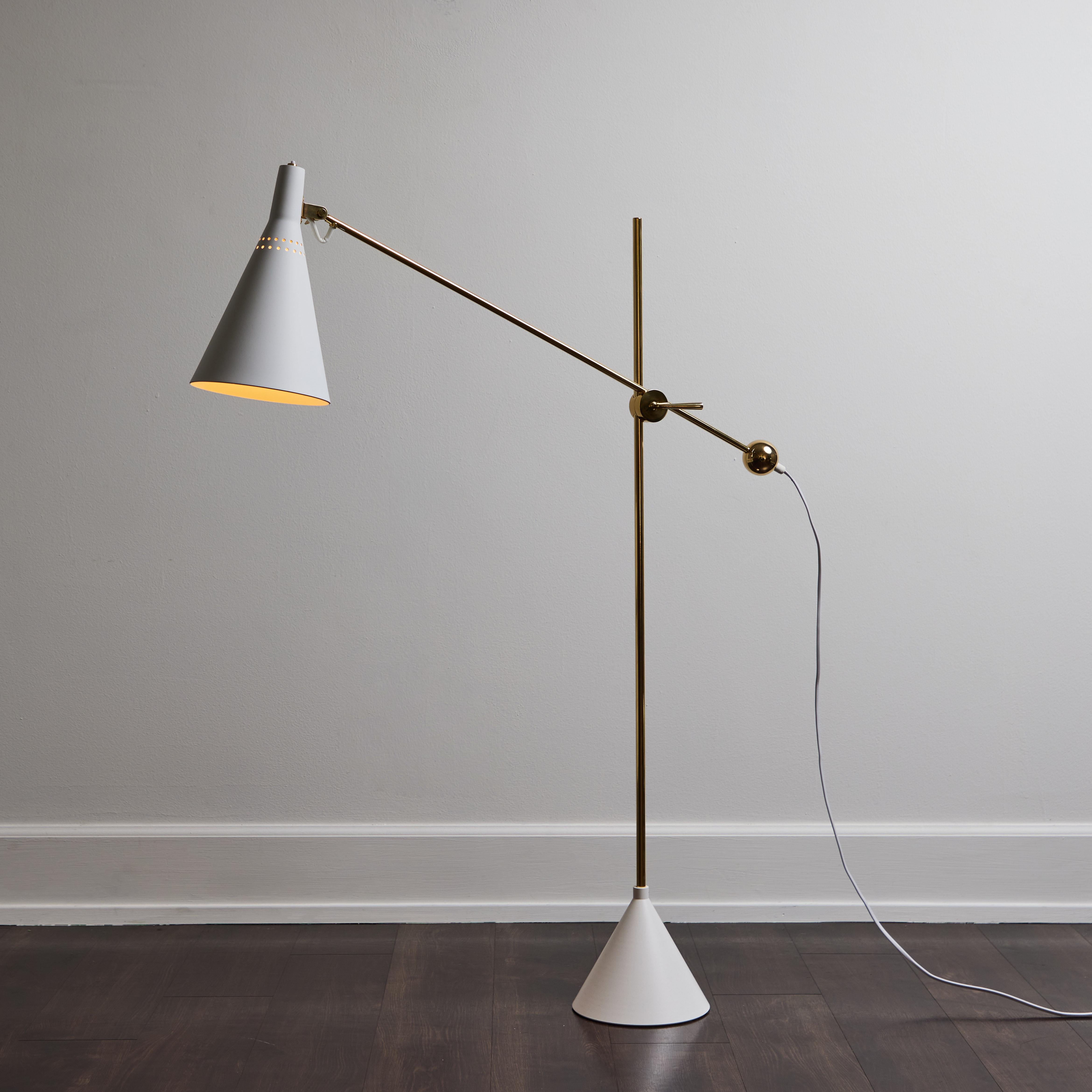 Tapio Wirkkala 'Crane' Articulating Floor Lamp in White for Innolux Oy For Sale 6